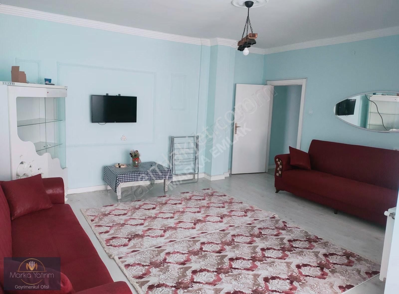 Şehitler Metro Durağında 20.000 Tl Kiracılı Eşyalarıyla Satılık