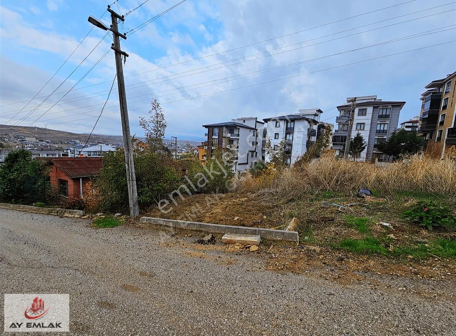 Yalova Çiftlikköy'de 3 Cepheli Cadde Üzeri 324 M2 Köşe Arsa! - Görsel 11