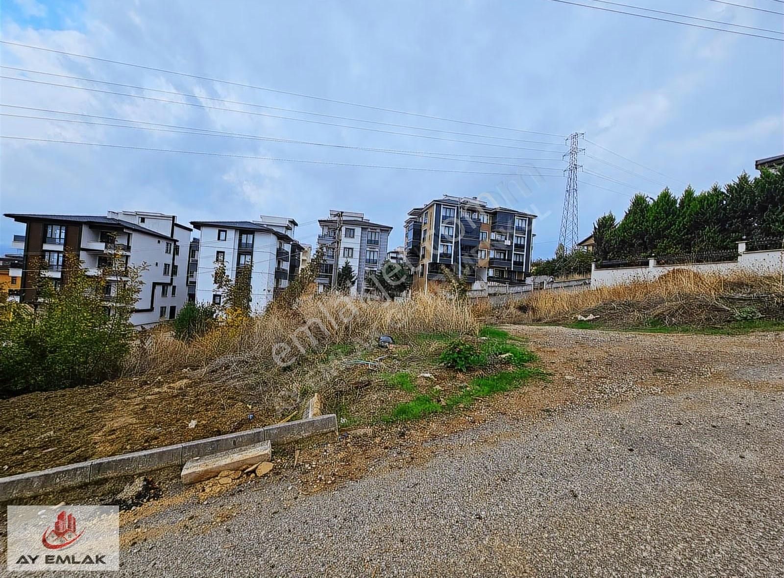 Yalova Çiftlikköy'de 3 Cepheli Cadde Üzeri 324 M2 Köşe Arsa! - Görsel 3