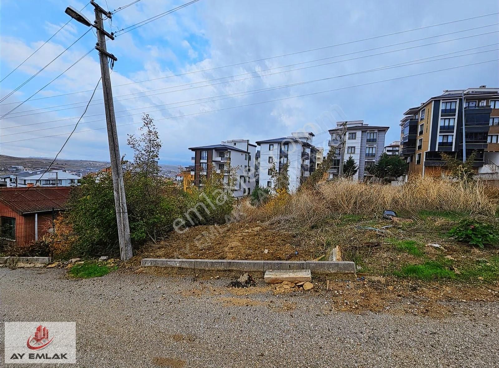 Yalova Çiftlikköy'de 3 Cepheli Cadde Üzeri 324 M2 Köşe Arsa! - Görsel 7