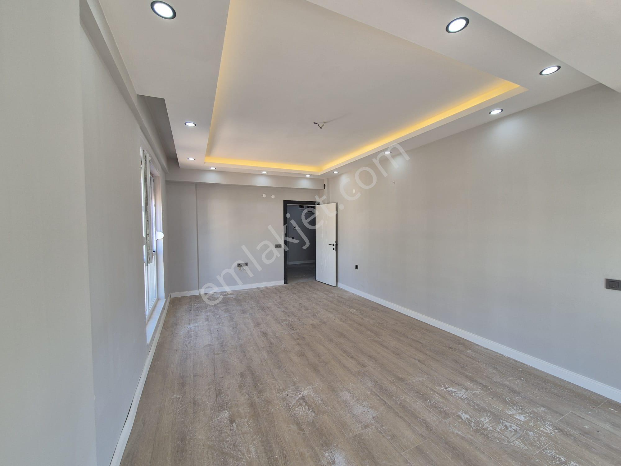 Göçerler'de Şehir Hastanesi 2 Km Havuzlu Ebeveyn Banyo Site İçi 2+1 Daire - Görsel 10