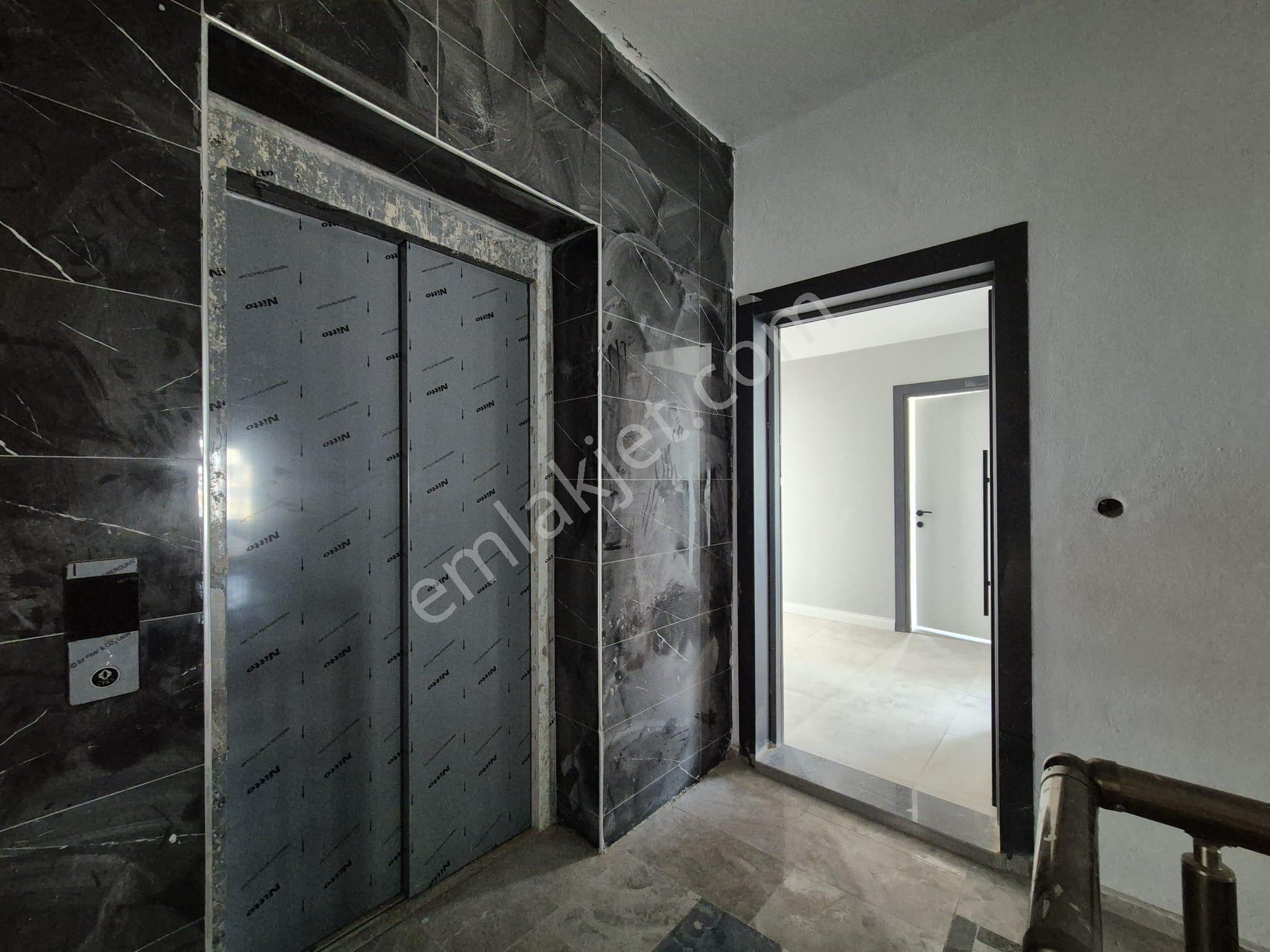 Göçerler'de Şehir Hastanesi 2 Km Havuzlu Ebeveyn Banyo Site İçi 2+1 Daire - Görsel 25