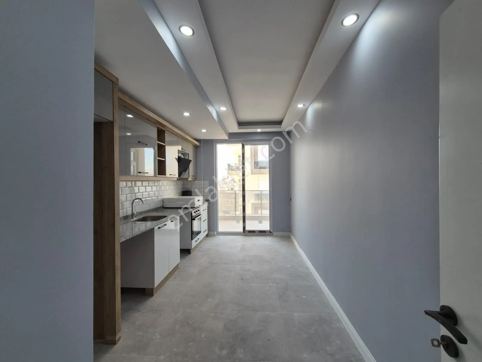 Göçerler'de Şehir Hastanesi 2 Km Havuzlu Ebeveyn Banyo Site İçi 2+1 Daire - Görsel 3