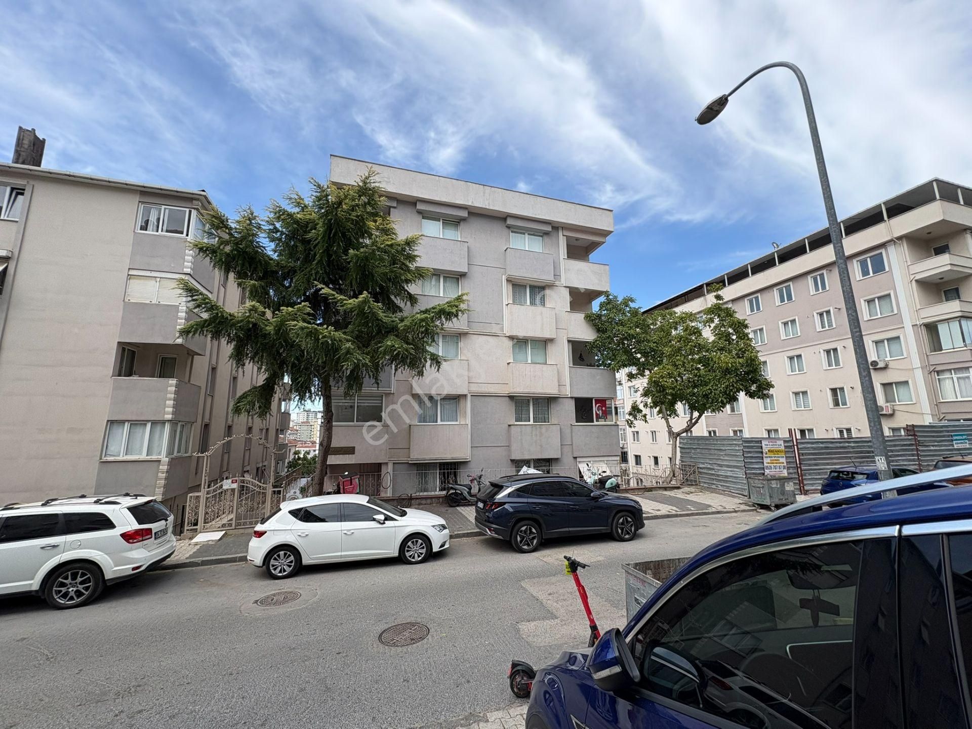 Oben'den Altıntepe'de Kızılaya Komşu Lüx 2+1 80m² Net