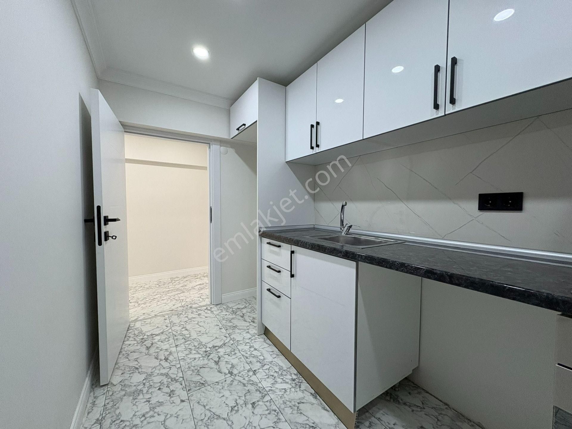 Oben'den Altıntepe'de Kızılaya Komşu Lüx 2+1 80m² Net - Görsel 8