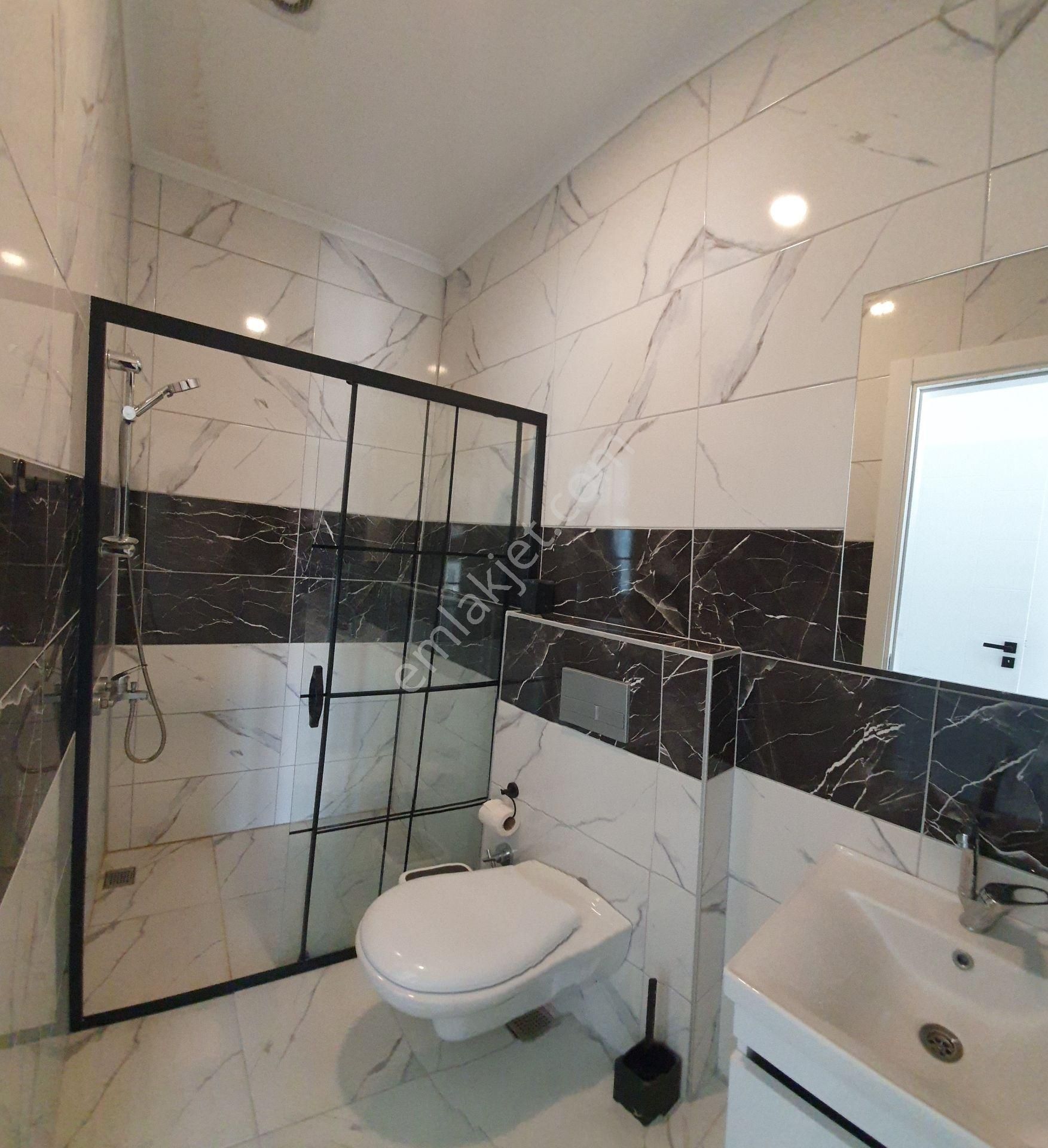 Alanya Oba Mah. Eşyalı Satılık 3+1 Dubleks - Görsel 13