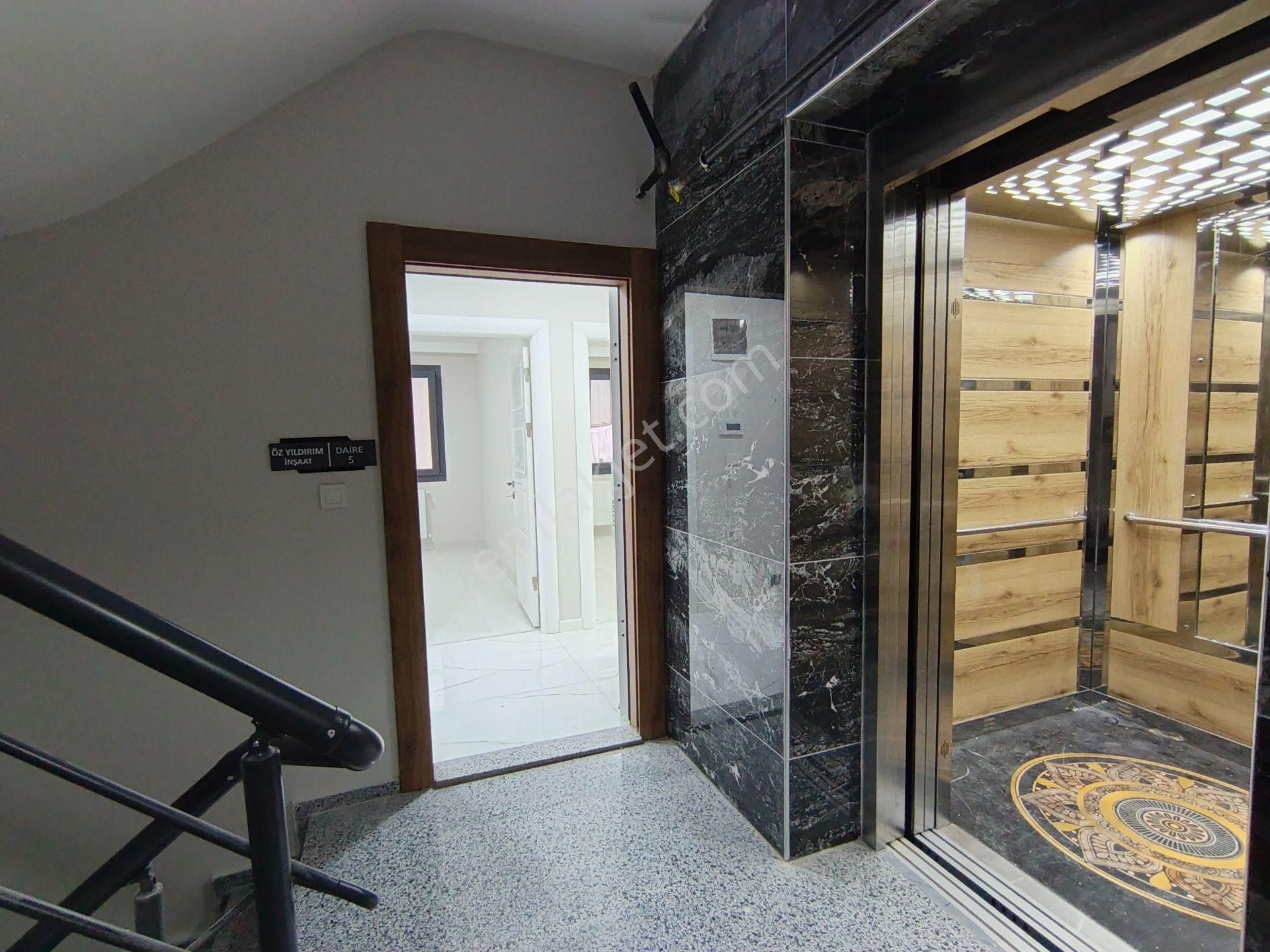 Çekmeköy Merkez Ultra Lüks 3+1 125m2 Ebeveyn Banyolu Daire!!! - Görsel 4