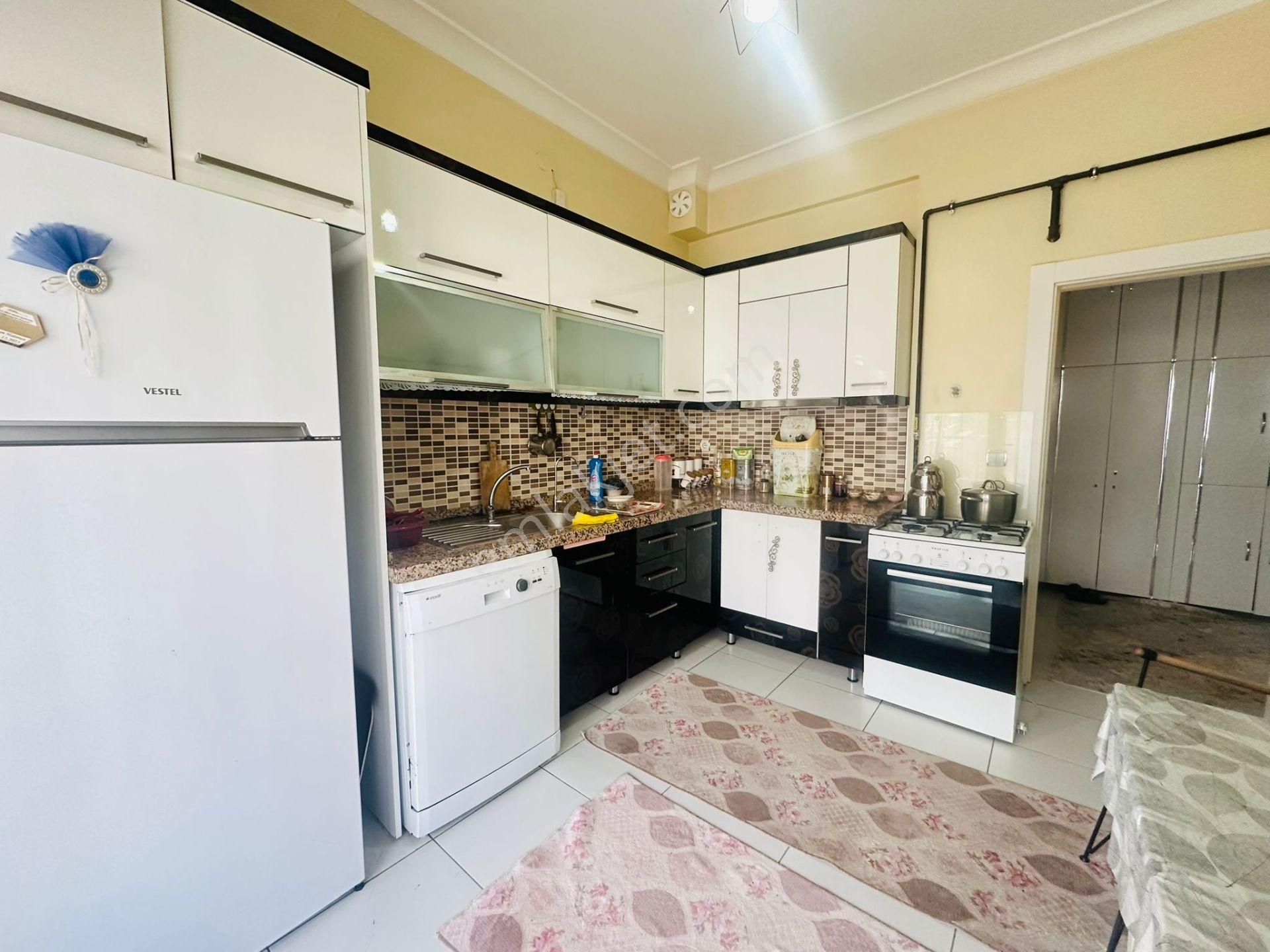 Karapürçek'te Köroğlu Parkı Dibinde Asansörlü 3+1 Satılık - Görsel 2