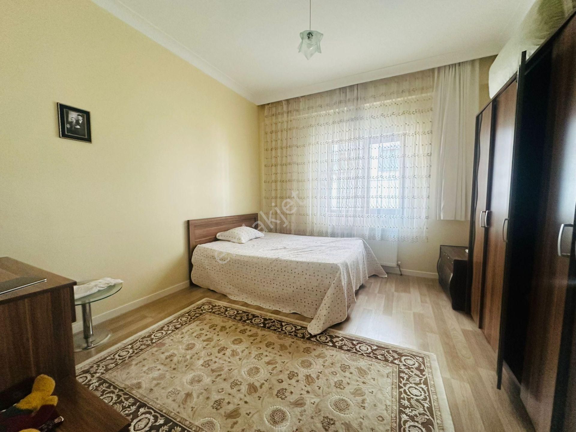 Karapürçek'te Köroğlu Parkı Dibinde Asansörlü 3+1 Satılık - Görsel 8