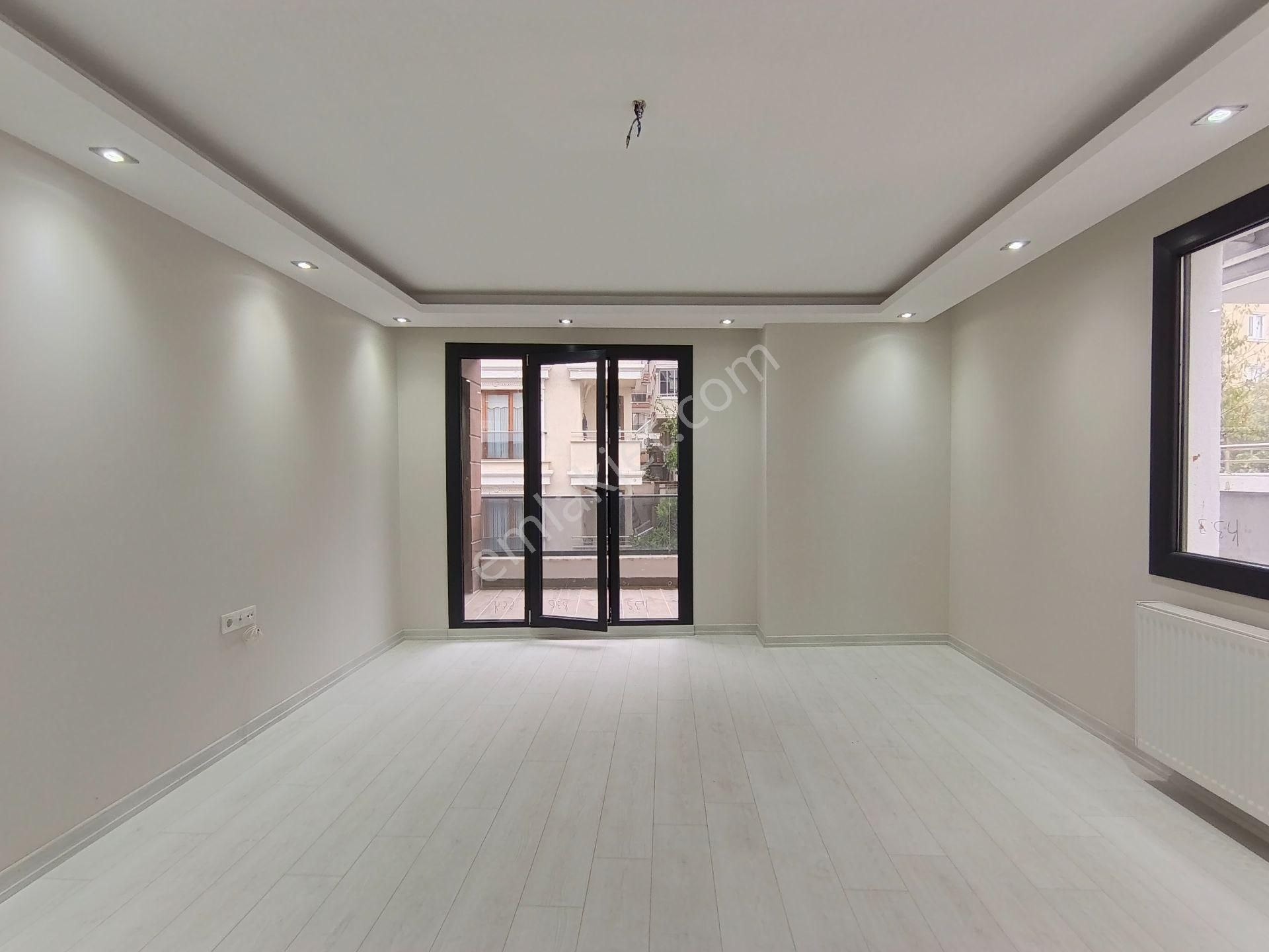 Çekmeköy Merkez Ultra Lüks 3+1 125m2 Ebeveyn Banyolu Kapalı Otoparklı Daire - Görsel 17