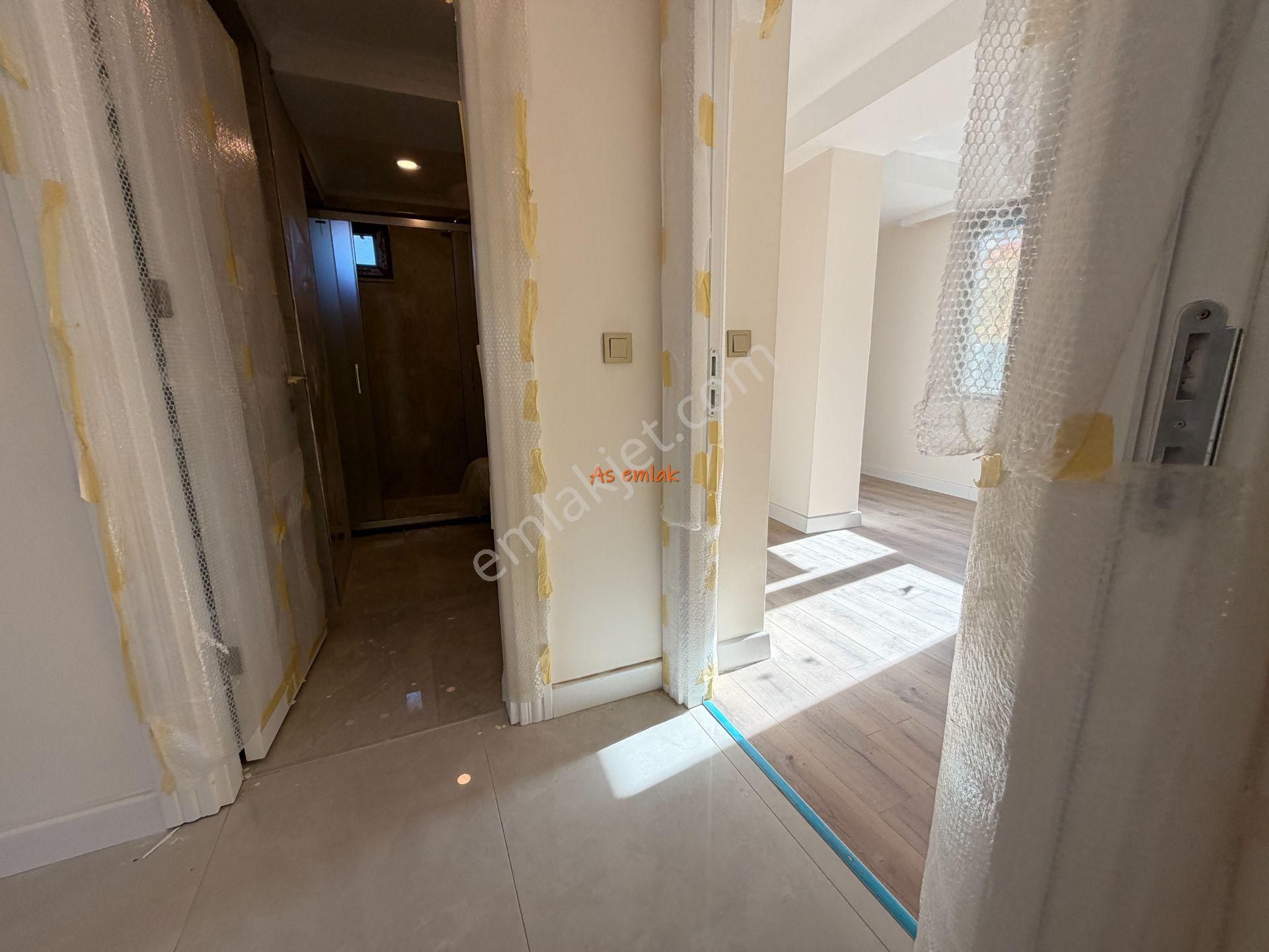 As Emlaktan Sultantepede Yeni Dünya Sok.ön Sıra Manzaralı Daire - Görsel 28