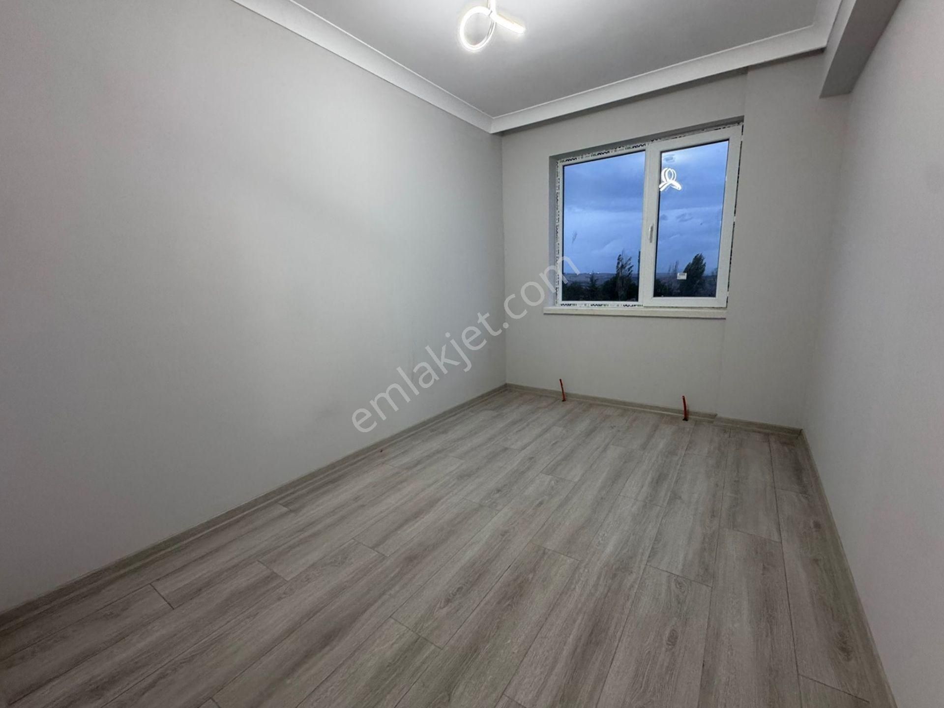 Beşikkaya'da Manzaralı Full Yapılı 3+1 Ara Kat Satılık Sıfır Daire !! - Görsel 9