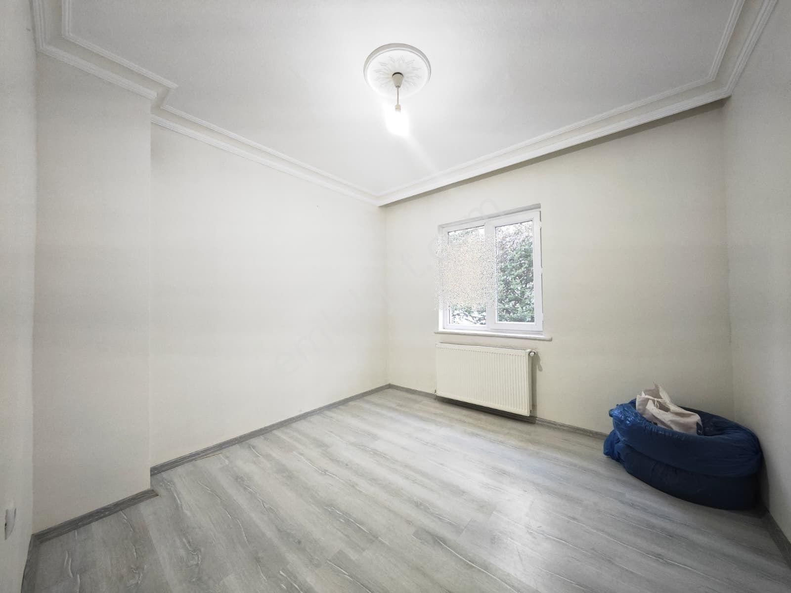 Karapürçek'te İçerisi Yenilenmiş Full Yapılı 1.katta 3+1 Satılık Daire !! - Görsel 11