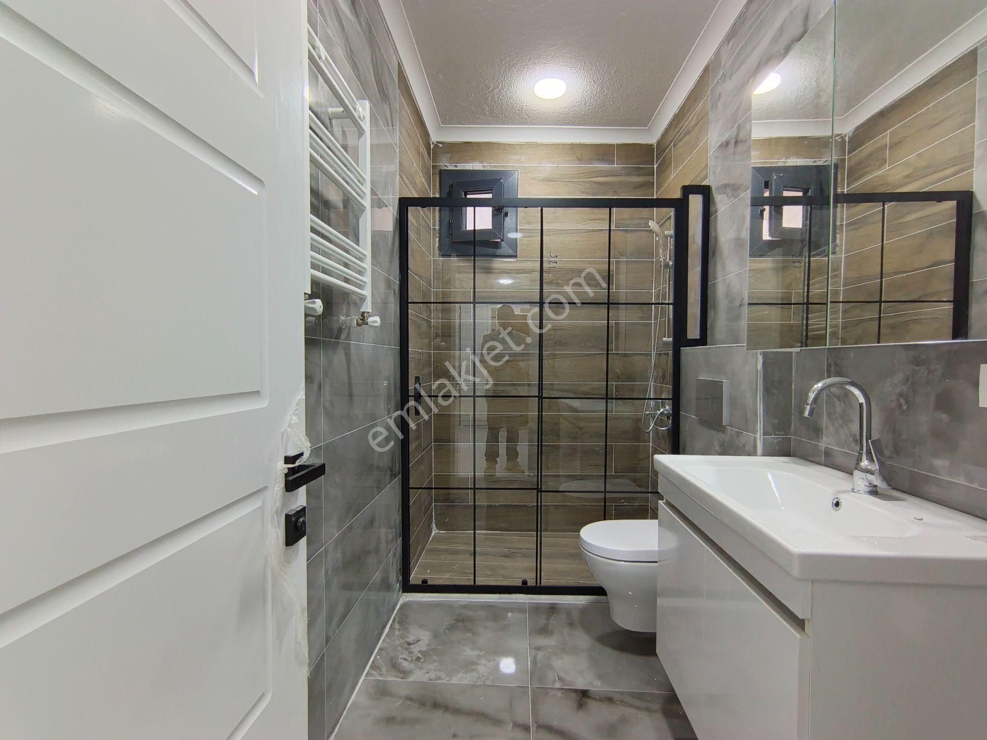 Çekmeköy Merkez Mh Ultra Lüks 1+1 90m2 Balkonlu Kapalı Otoparklı Daire - Görsel 18