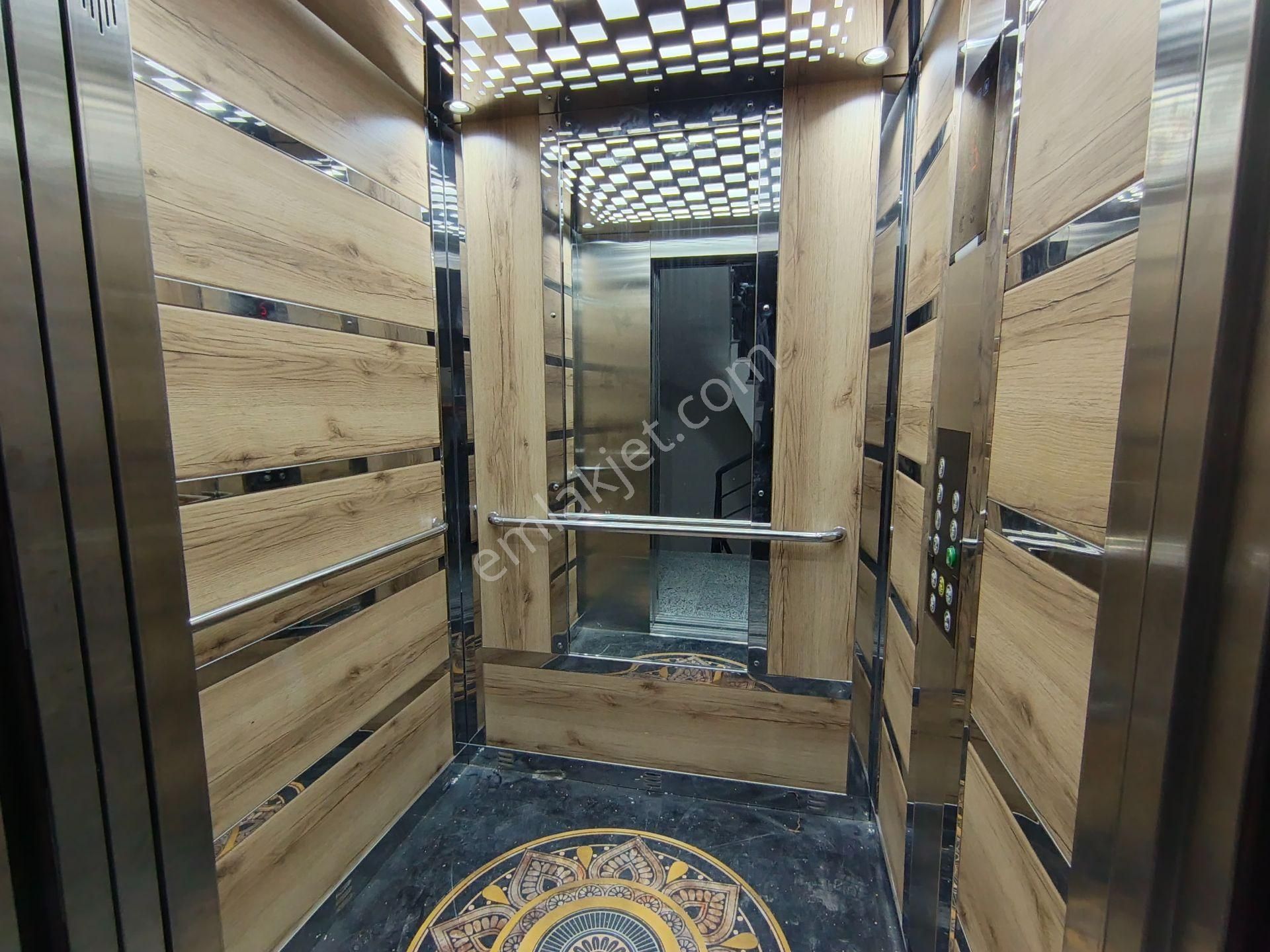 Çekmeköy Merkez Mh Ultra Lüks 1+1 90m2 Balkonlu Kapalı Otoparklı Daire - Görsel 23