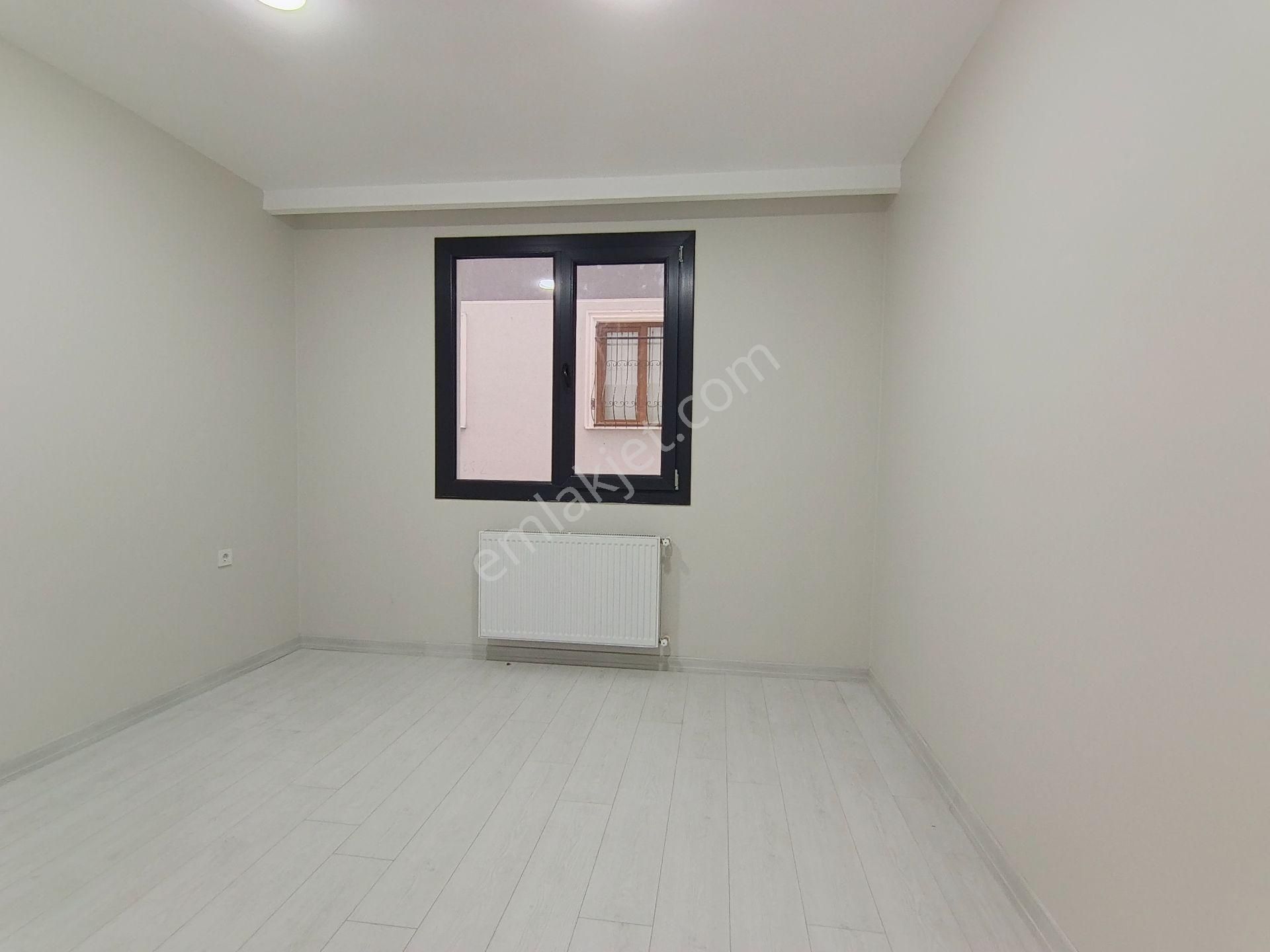 Çekmeköy Merkez Mh Ultra Lüks 1+1 90m2 Balkonlu Kapalı Otoparklı Daire - Görsel 4