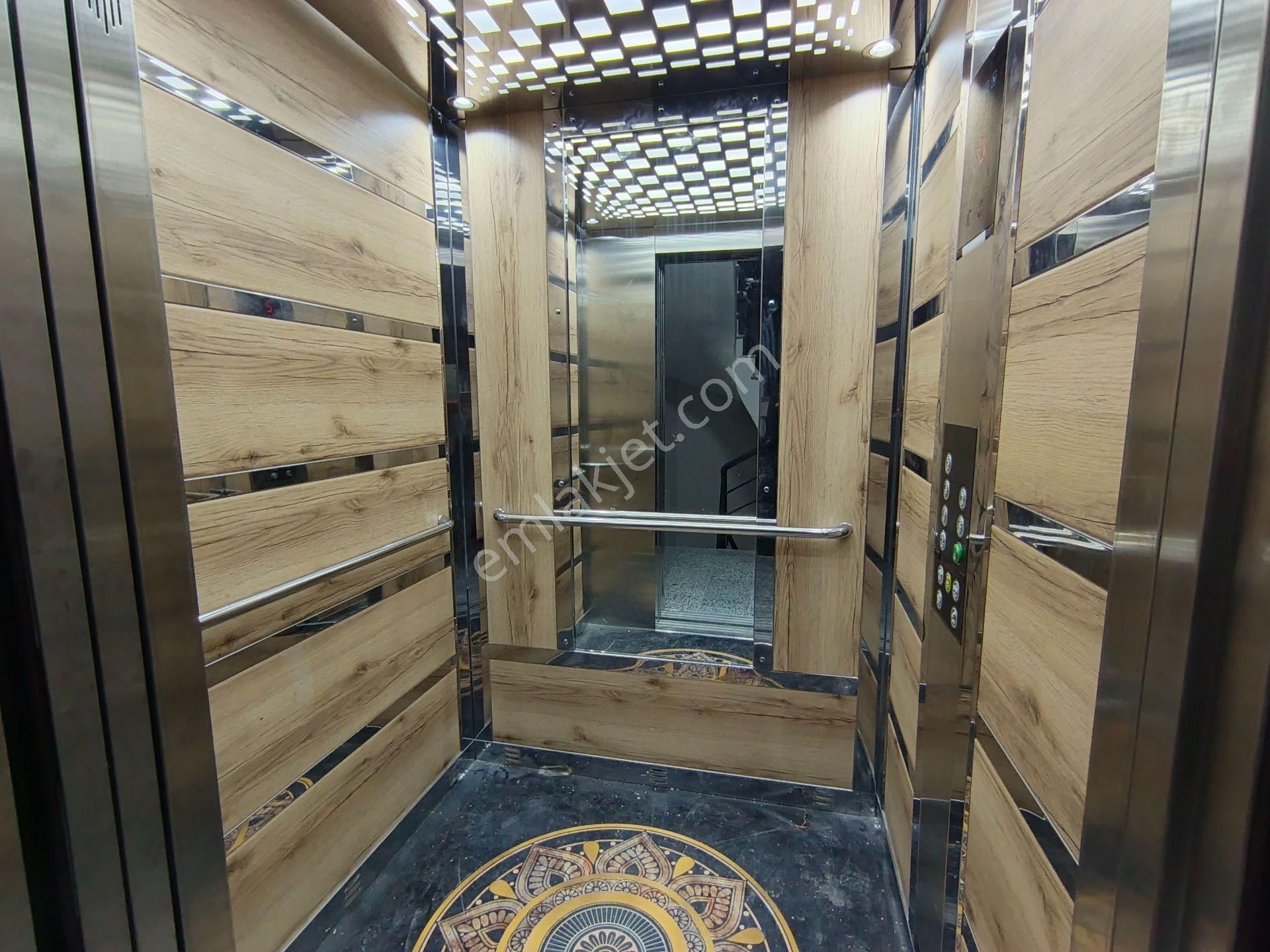 Çekmeköy Merkez Mh Satılık Lüks 4+2 250m2 Çatı Dubleks - Görsel 30