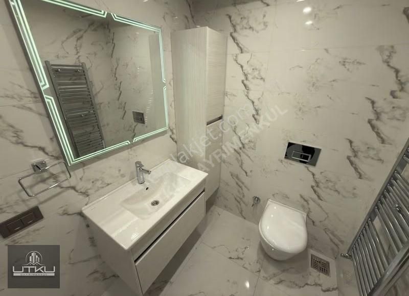 Utkudan Fenerbahçe Sahilde Deniz Manzaralı 7/24 Güvenlikli 4+1 - Görsel 8