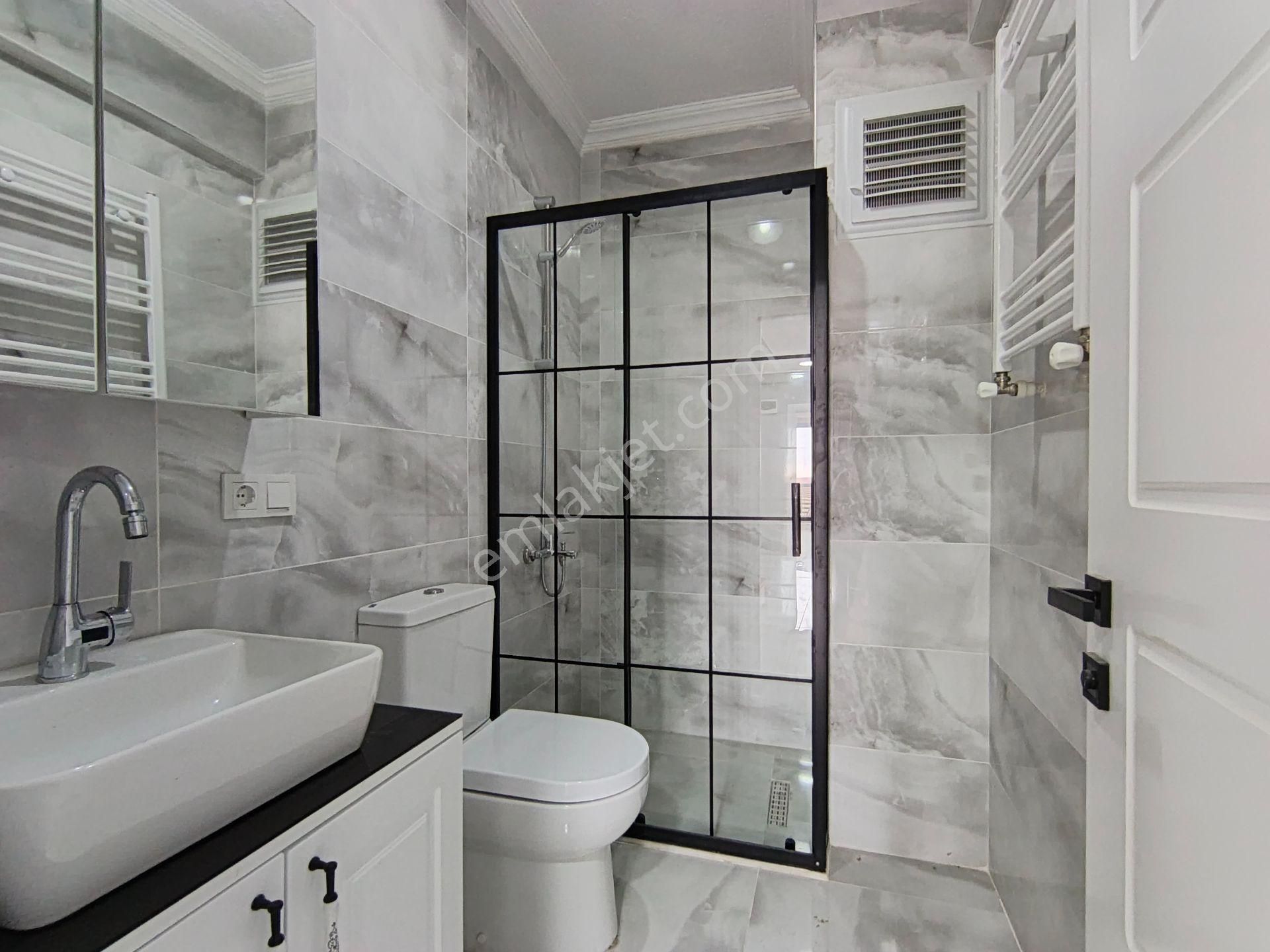 Çekmeköy Merkez Ultra Lüks 4+2 220m2 Çatı Dubleks Daire!!! - Görsel 22