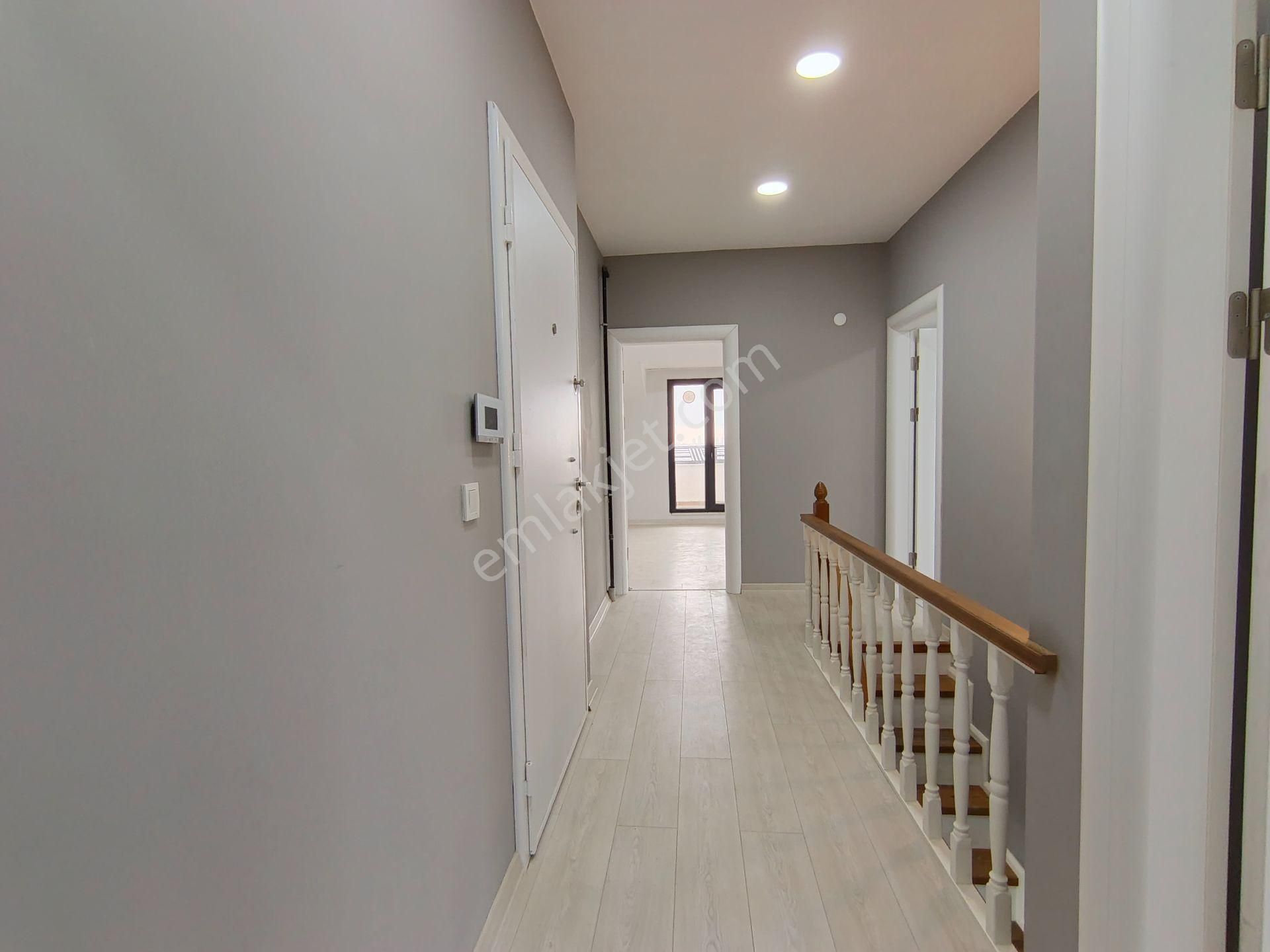 Çekmeköy Merkez Ultra Lüks 4+2 220m2 Çatı Dubleks Daire!!! - Görsel 35