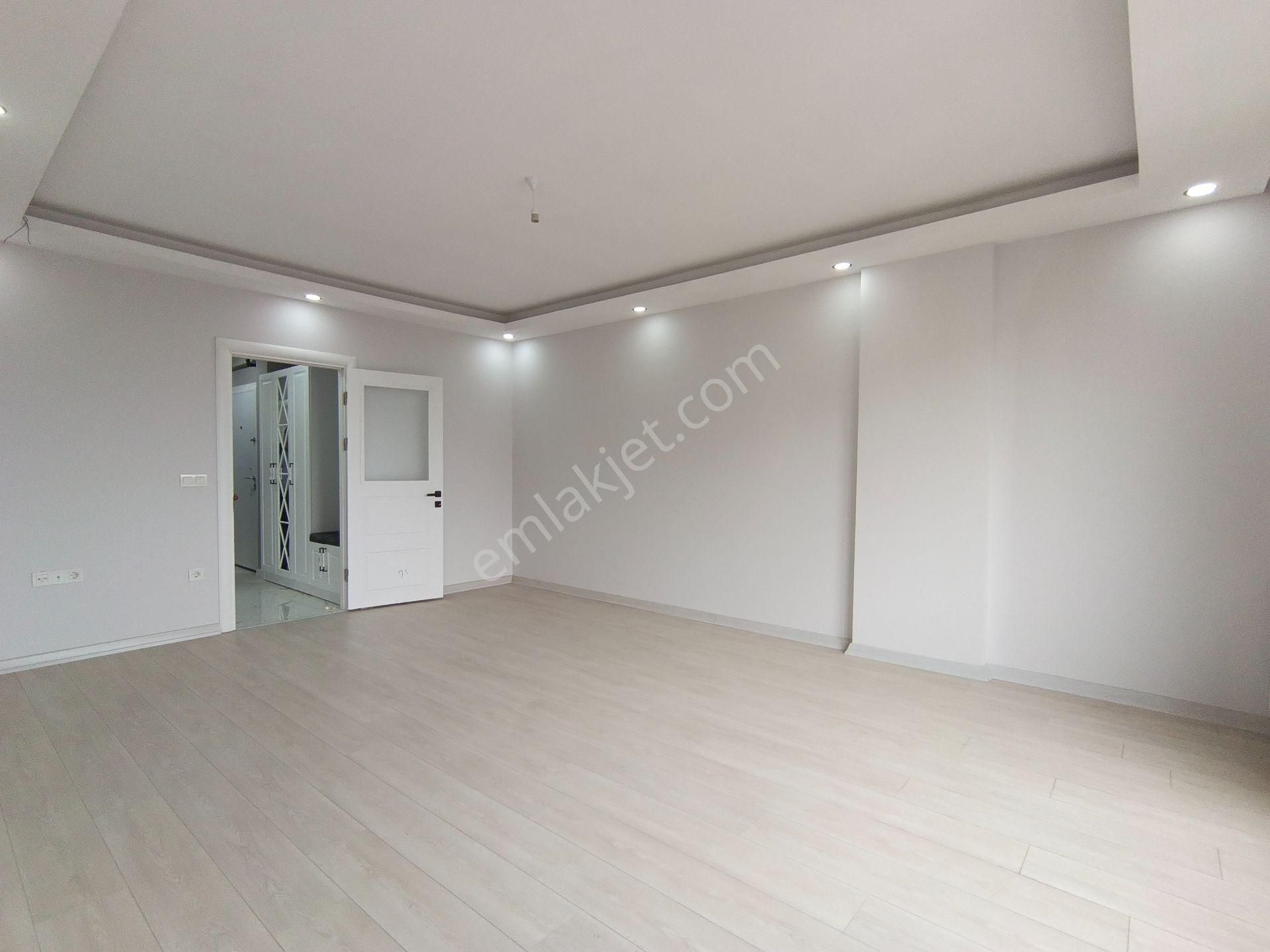 Çekmeköy Merkez Ultra Lüks 4+2 220m2 Çatı Dubleks Daire!!! - Görsel 15