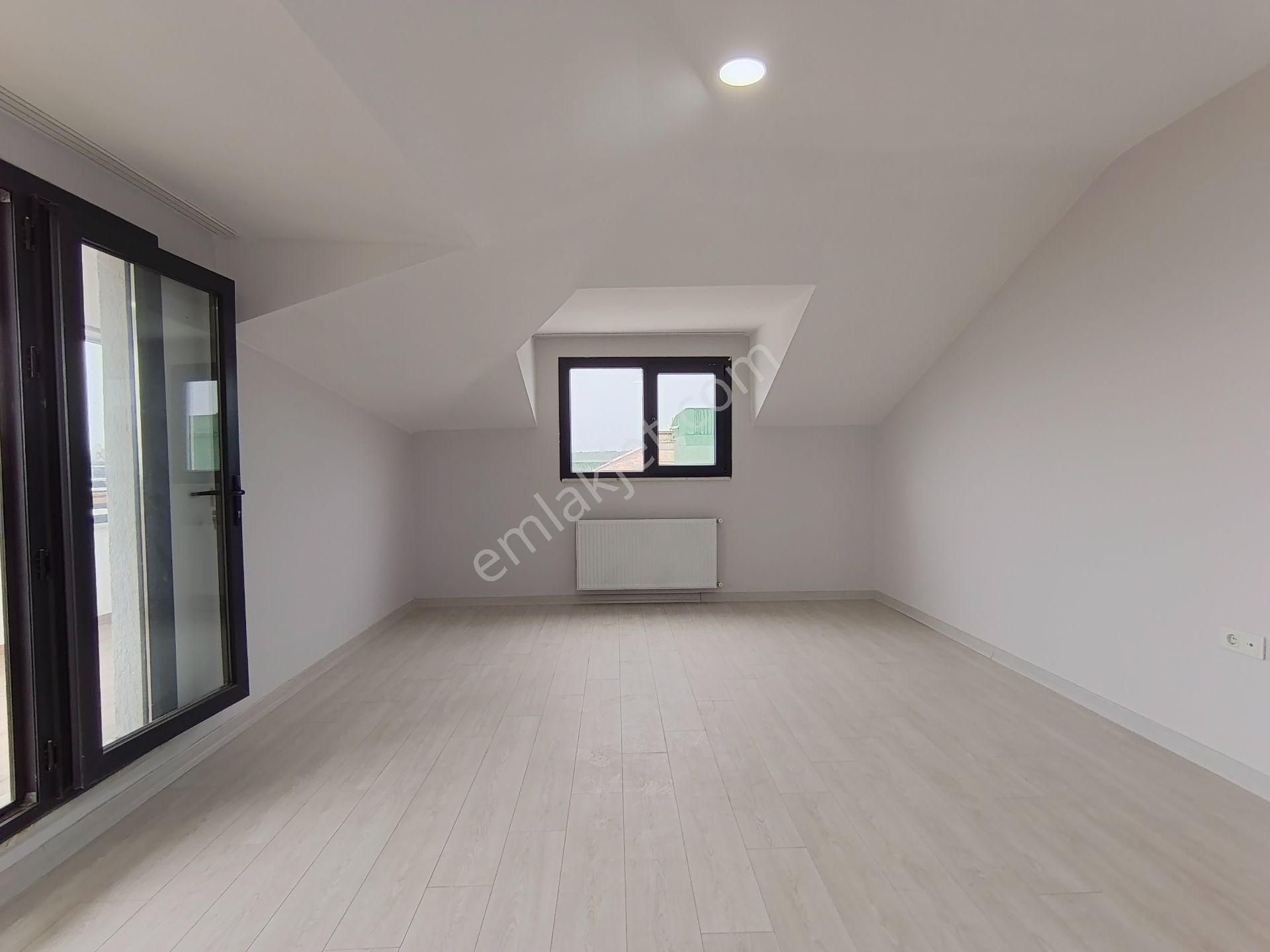 Çekmeköy Merkez Ultra Lüks 4+2 220m2 Çatı Dubleks Daire!!! - Görsel 30