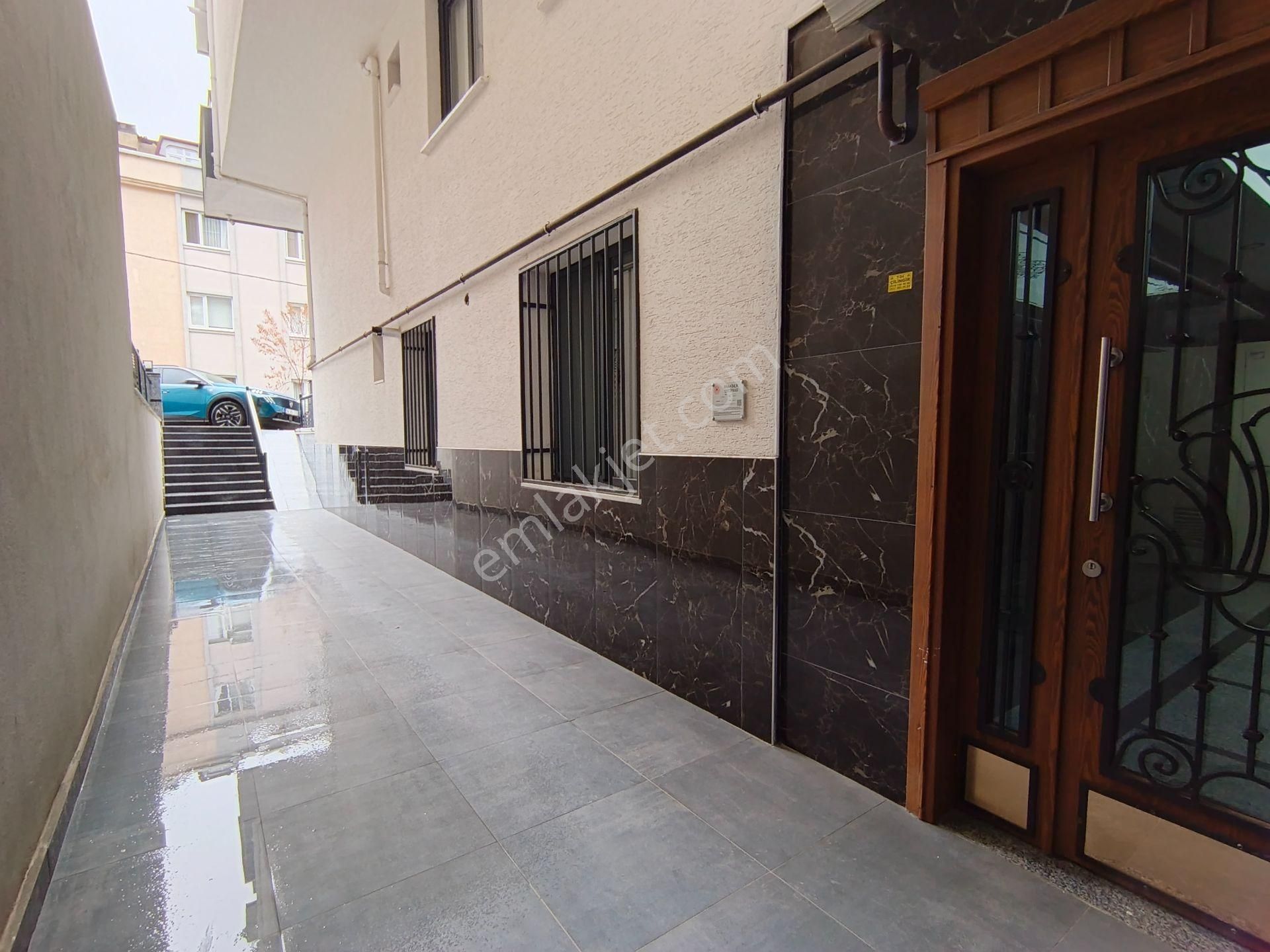 Çekmeköy Merkez Ultra Lüks 4+2 220m2 Çatı Dubleks Daire!!! - Görsel 4