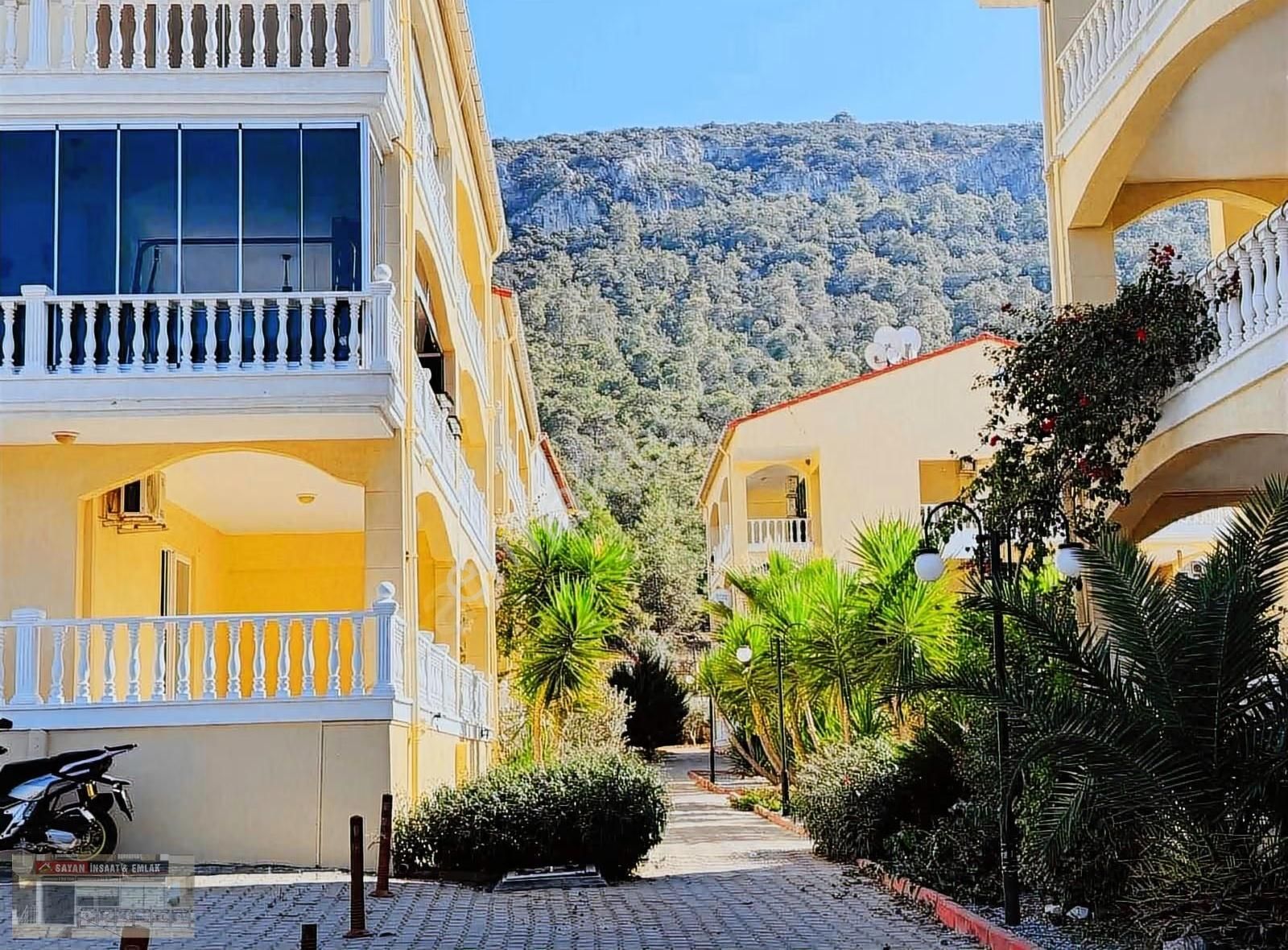 Akbükte Satılık 2+1 Havuzlu Site İçinde Köşe Daire - Görsel 15