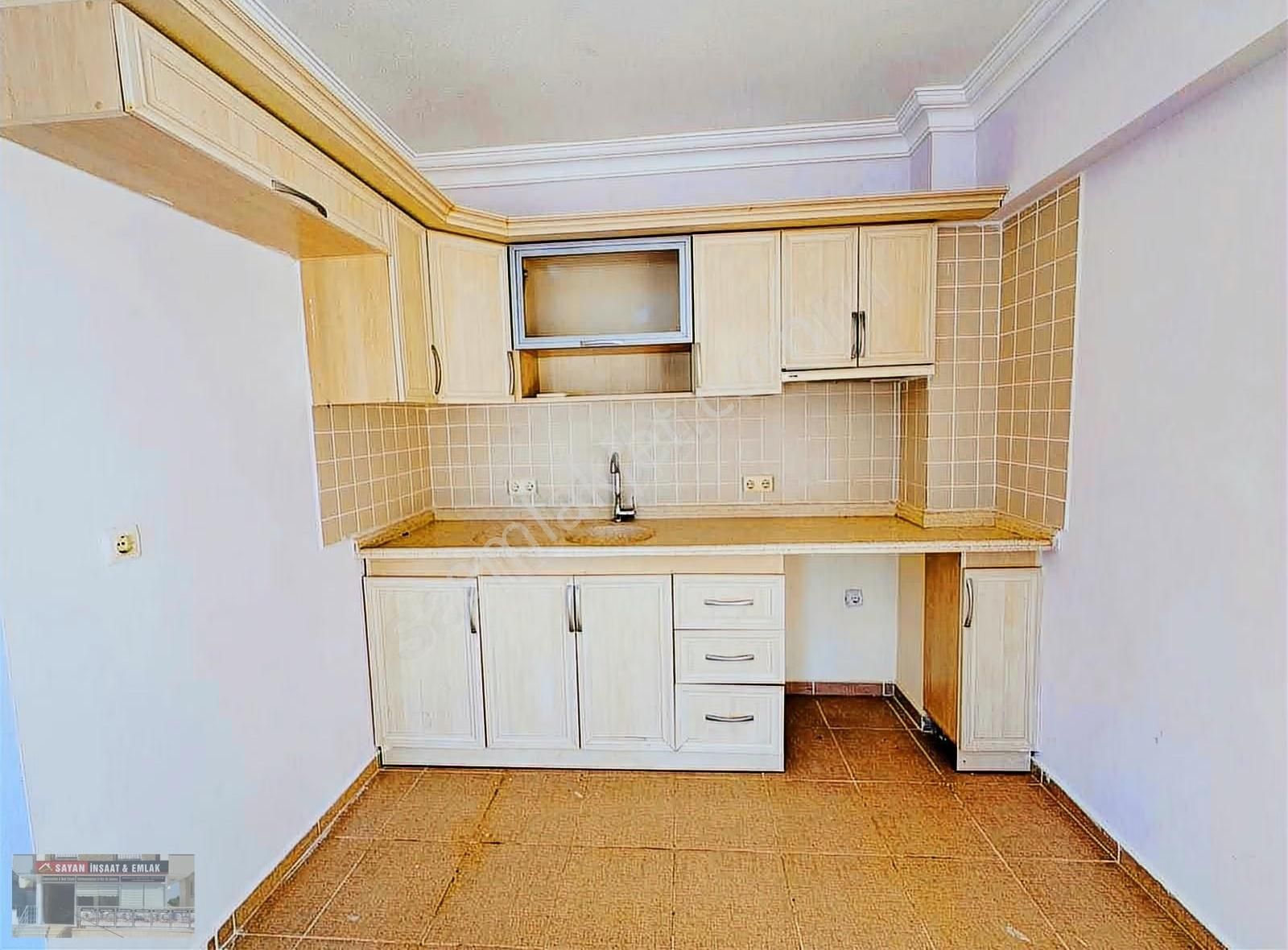 Akbükte Satılık 2+1 Havuzlu Site İçinde Köşe Daire - Görsel 7