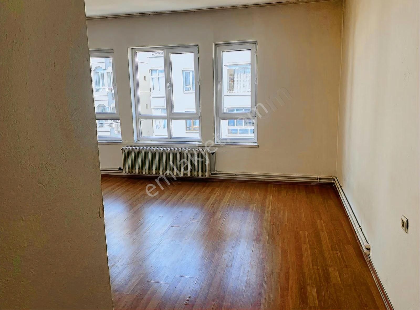 Demetevler 6.caddede Asansörlü, Otoparklı, Önce Cephe 3+1 Bakımlı Kiralık Daire - Görsel 19