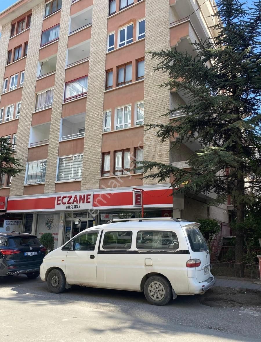 Demetevler 6.caddede Asansörlü, Otoparklı, Önce Cephe 3+1 Bakımlı Kiralık Daire - Görsel 17