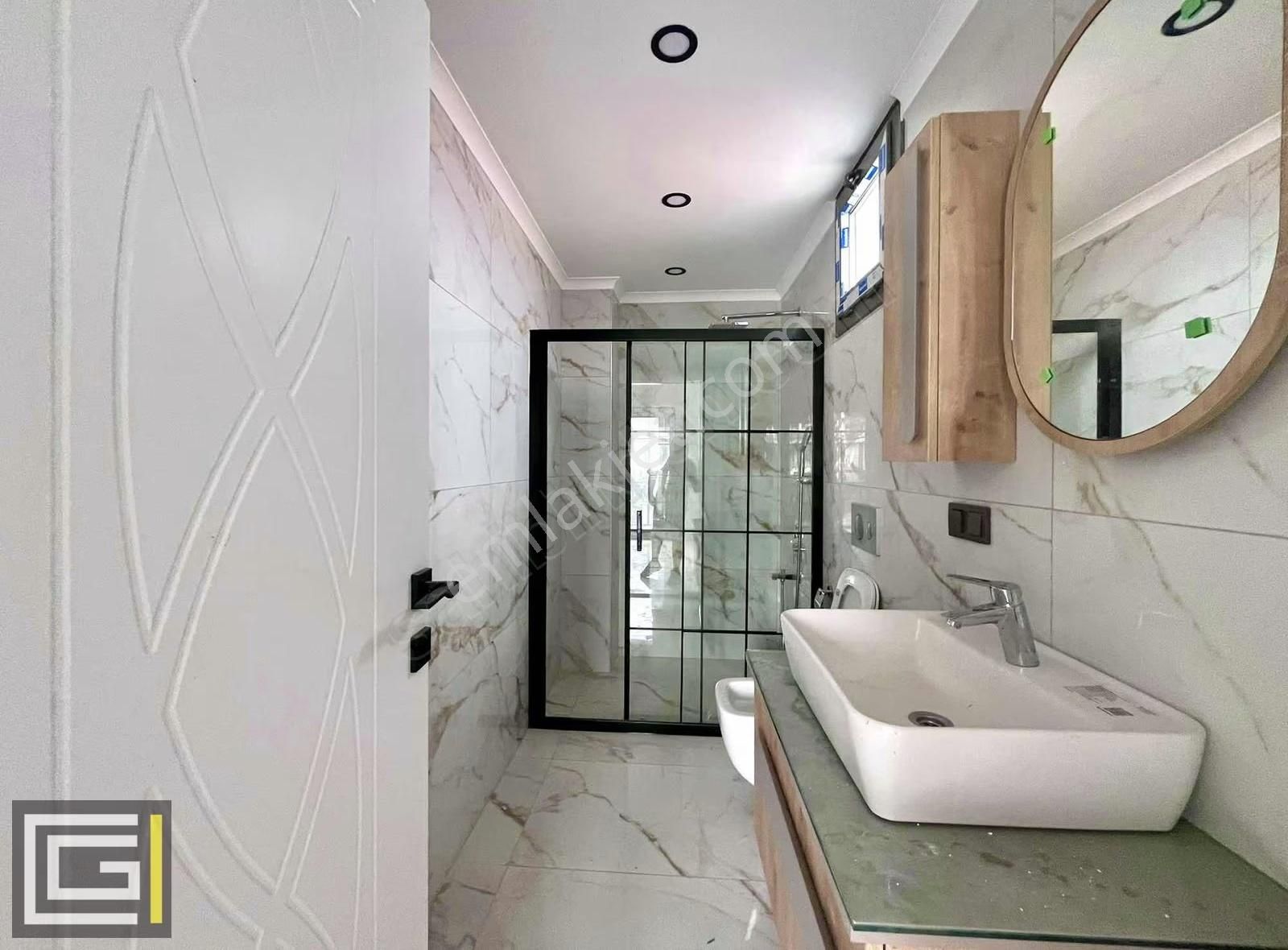 Nezih Konumda Müstakil Havuzlu Ve Yerden Isıtmalı Modern Villa! - Görsel 6