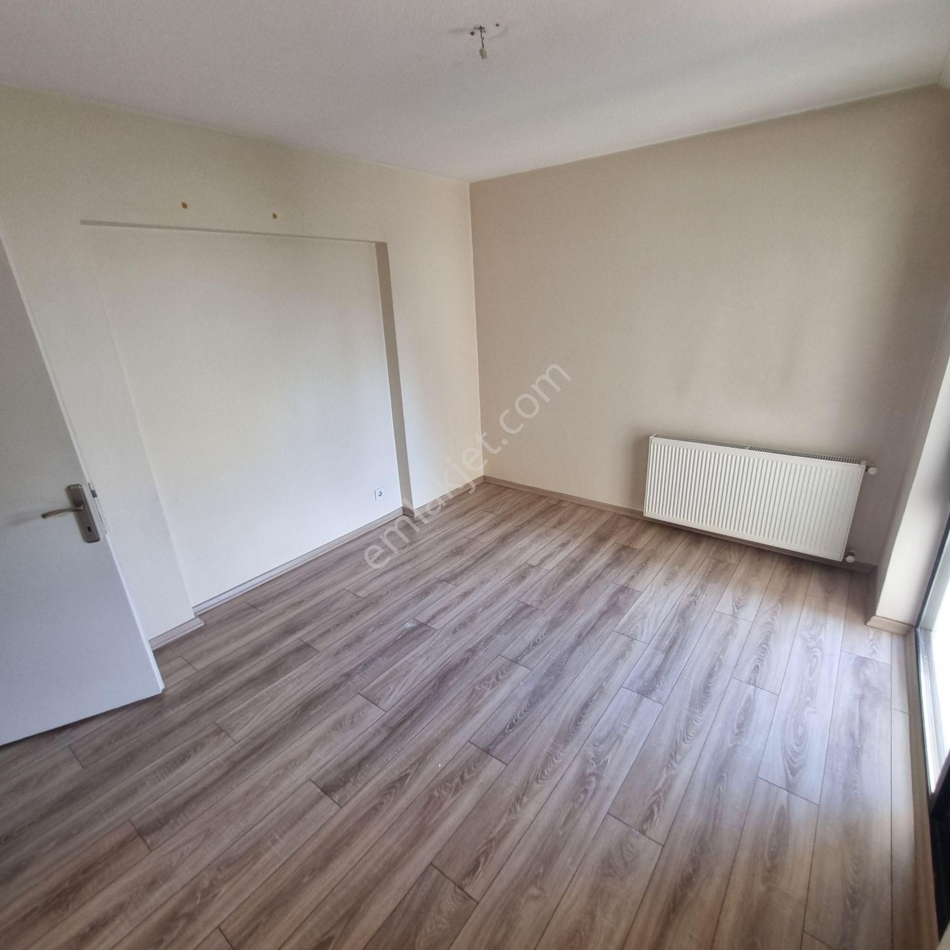 Bostanlı’nın Kalbinde Balıkçı Parkı Cepheli Kiralık 3+1 Daire - Görsel 18