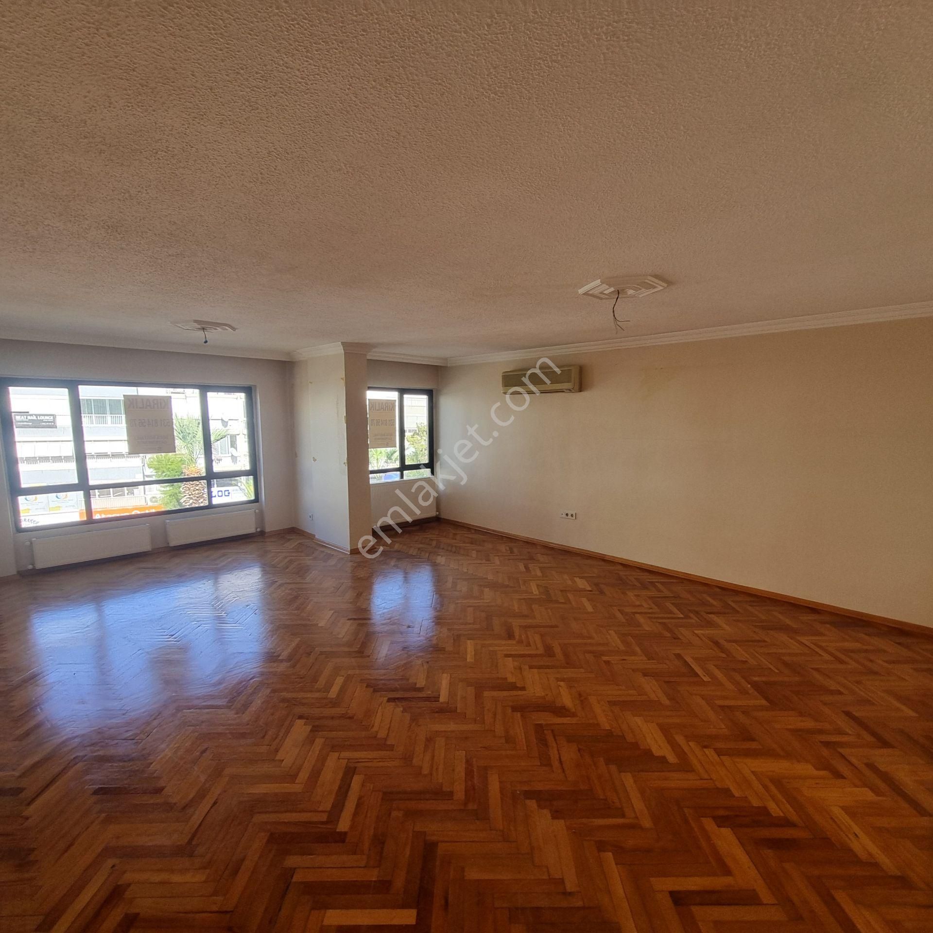 Bostanlı’nın Kalbinde Balıkçı Parkı Cepheli Kiralık 3+1 Daire - Görsel 6