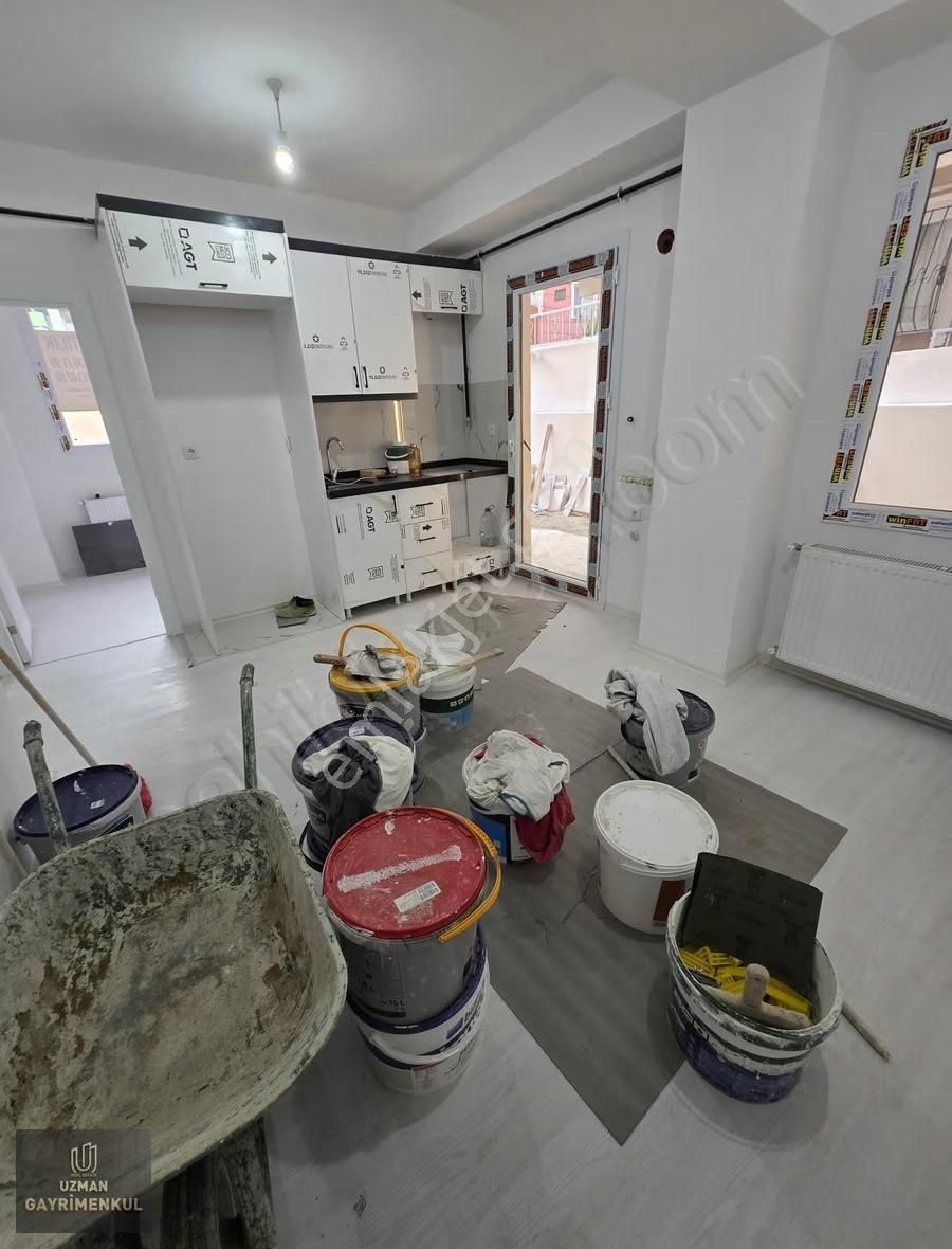 Uzman Dan Sıfır Bina 1+1 Giriş Kat E-5 Yakın Konumunda - Görsel 7