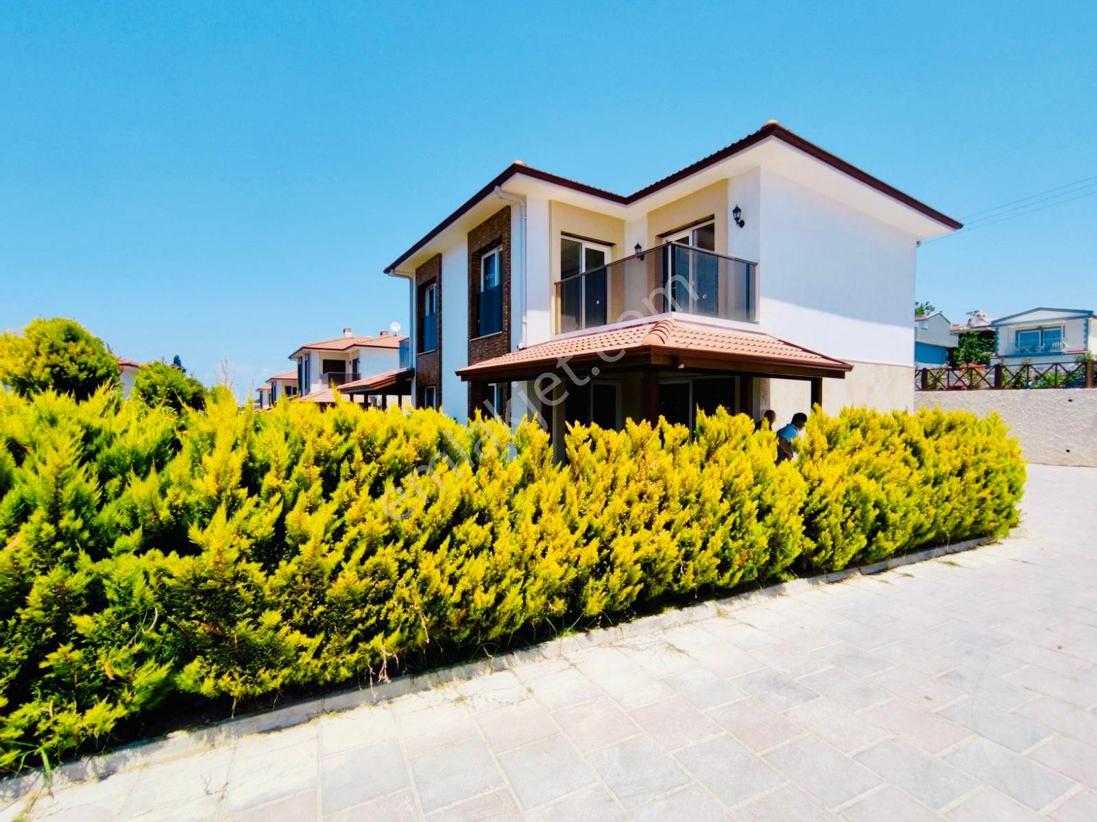 Denize 900metre 3+1 Havuzlu Sitede Yazlık - Görsel 5