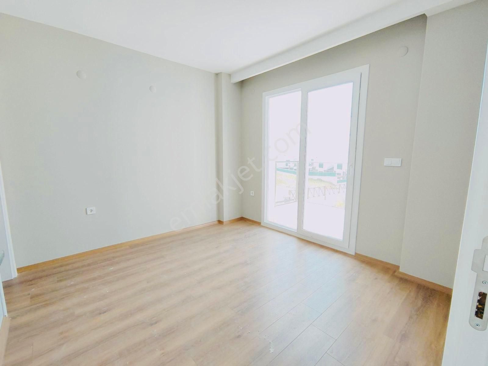 Denize 900metre 3+1 Havuzlu Sitede Yazlık - Görsel 18