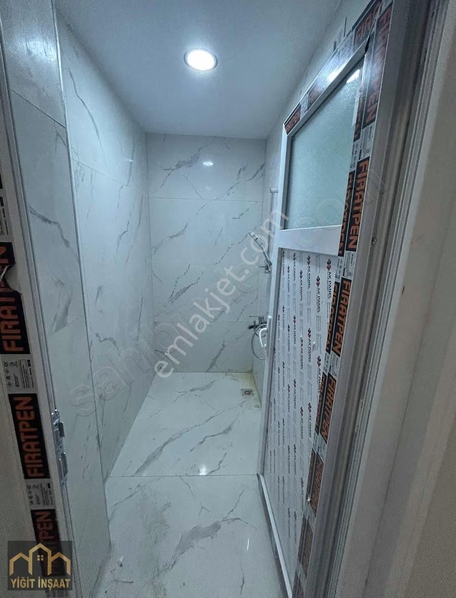 Cevatpaşa'da Satılık 3+1 Ebeveyn Banyolu Lüks Ara Kat Daire - Görsel 14