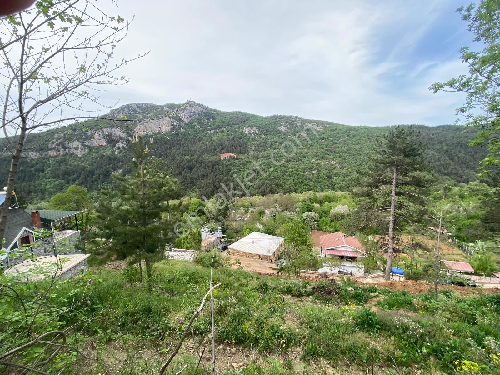 Kestel Saitaabat'da Satılık 3 Adet Bağ Evi Yapımına Uygun Arsa - Görsel 28