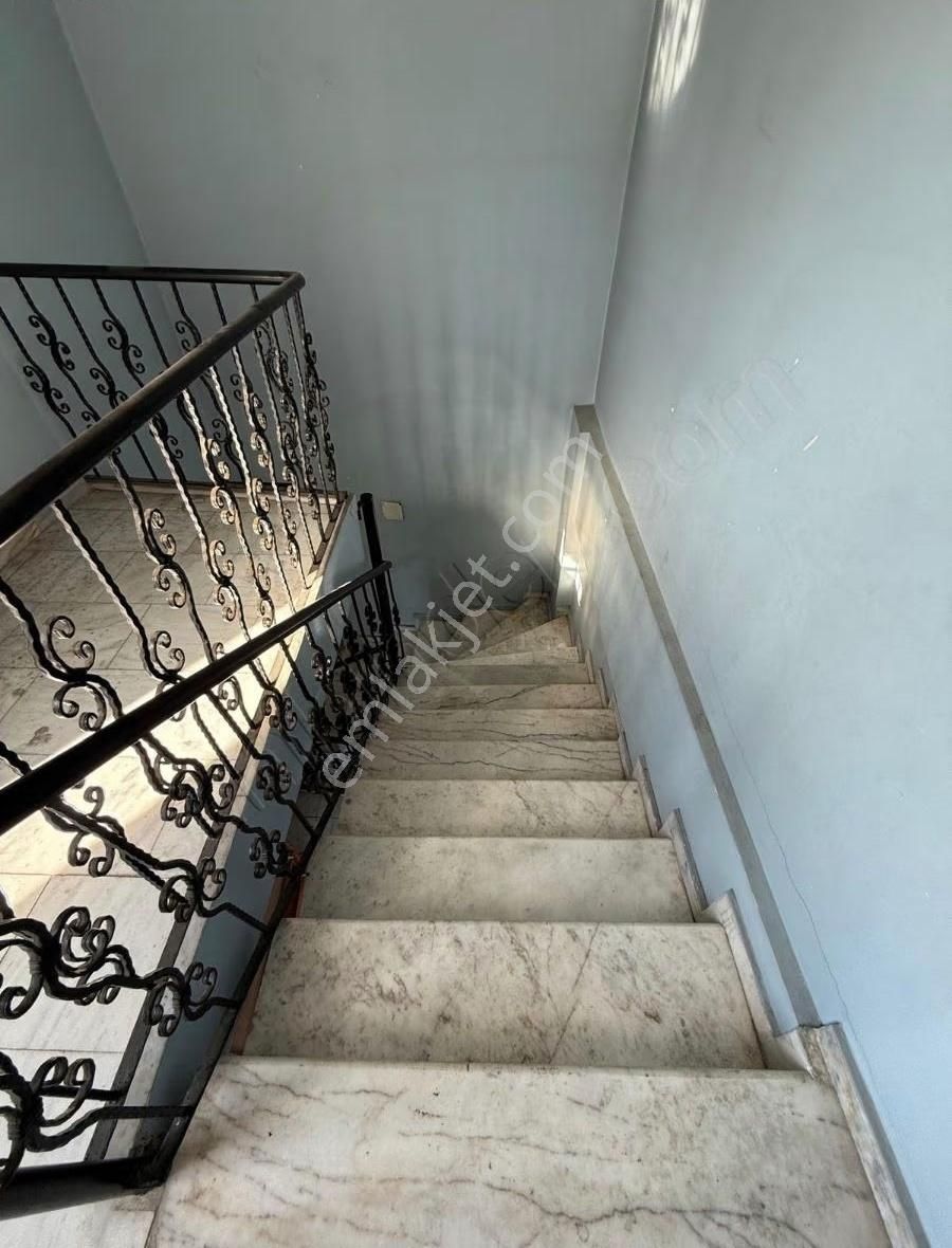 Genç Emlak'tan Sağlık Mah Satılık 4 Katlı Bina. - Görsel 28