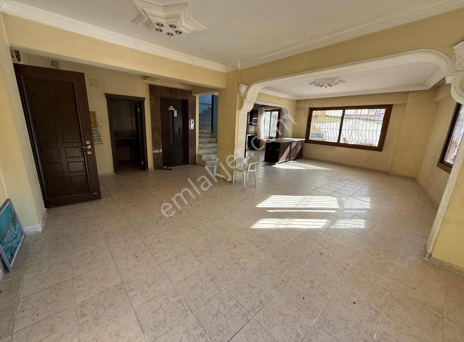 Genç Emlak'tan Sağlık Mah Satılık 4 Katlı Bina. - Görsel 15