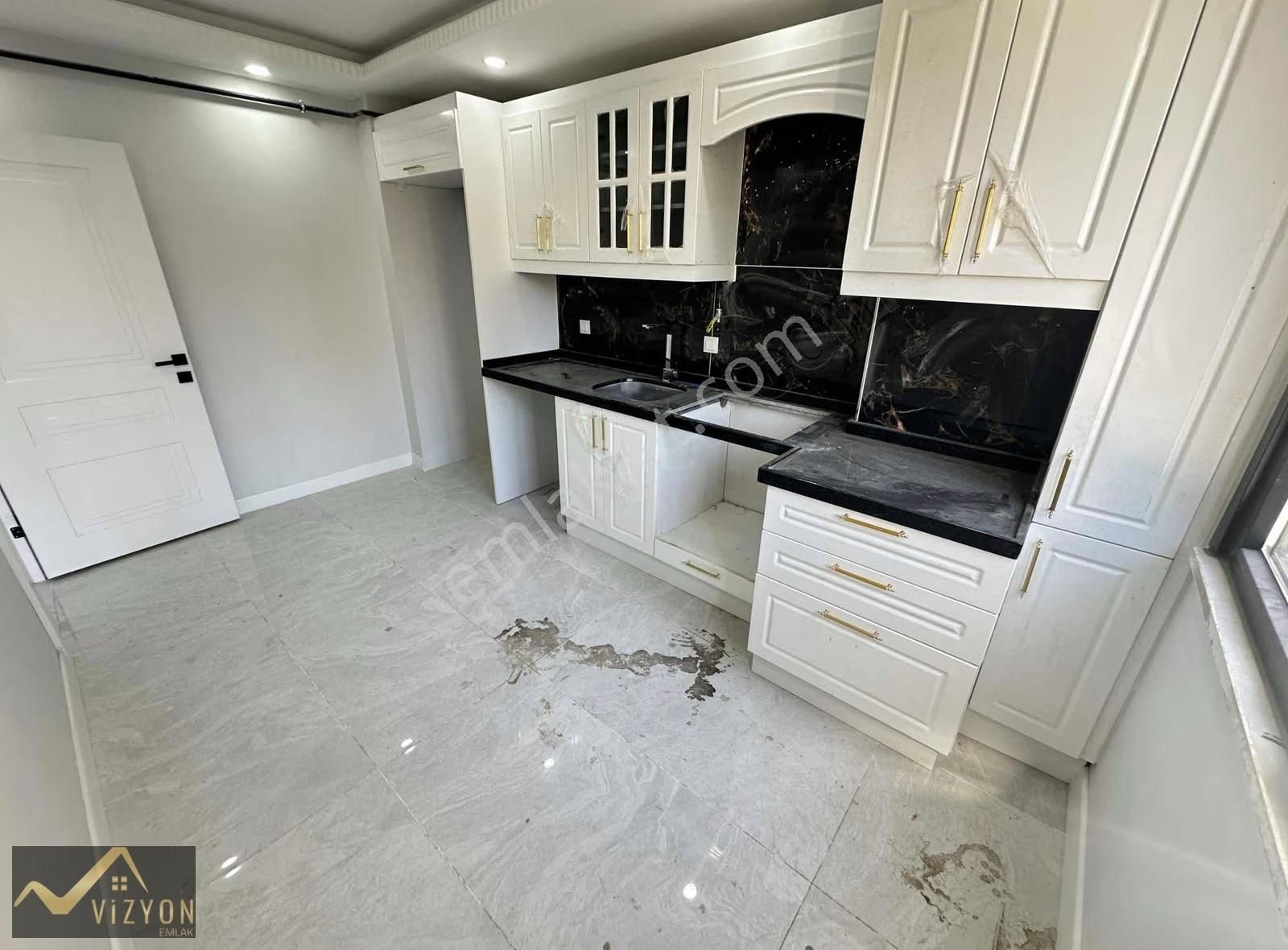 Darıca Merkez 'de K.otoparklı Asansörlü Deniz Manzaralı Arakat - Görsel 18