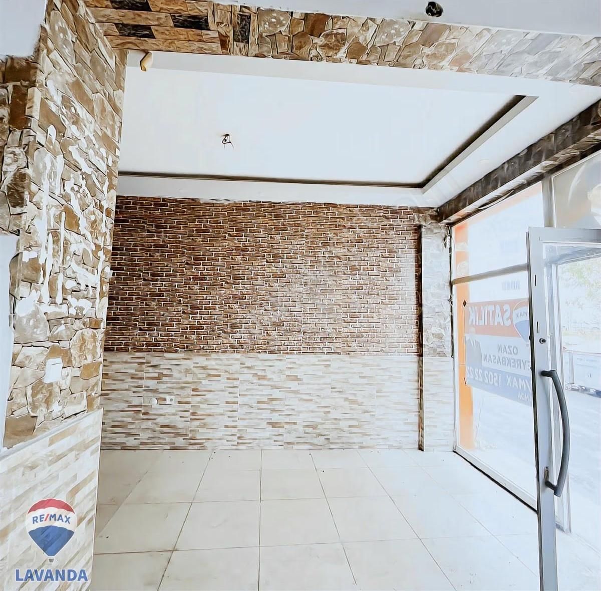 Remax Lavanda'da Çorlu Otogarda Cadde Üstü Satılık Fırsat Dükkan - Görsel 6