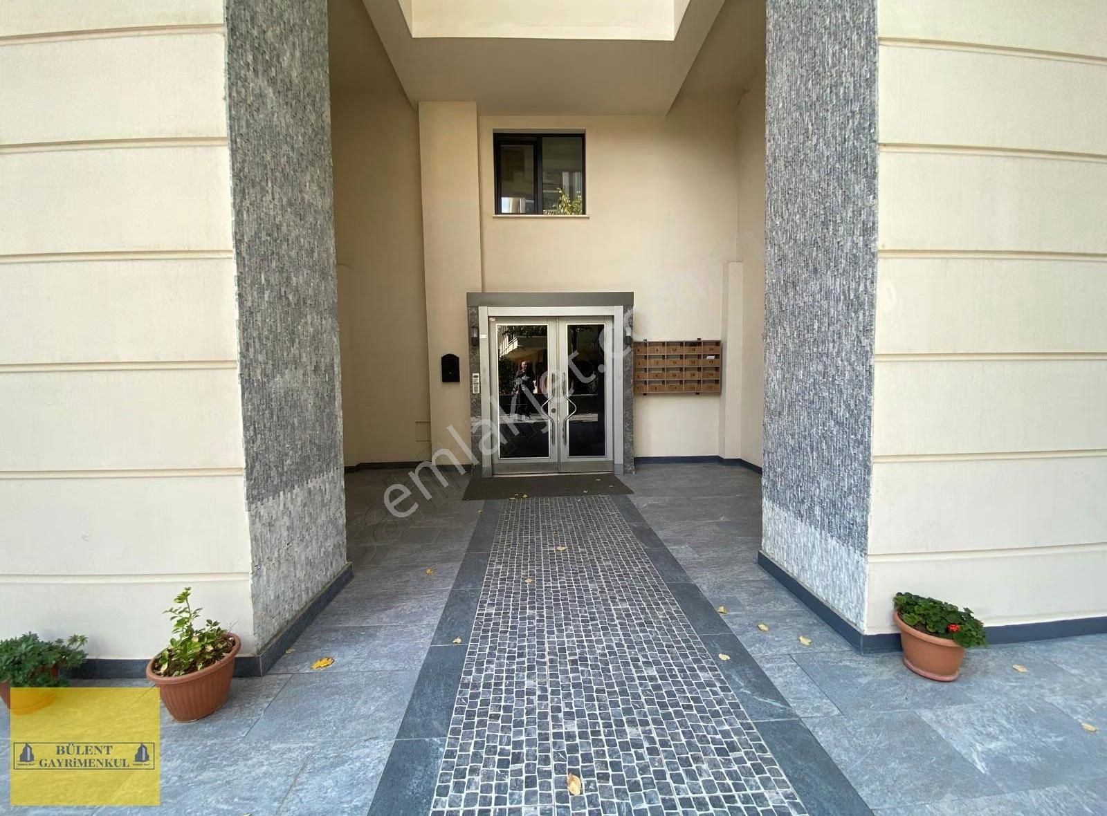 B.evler Deli Hüseyin Paşa Cad Üzeri Düz Giriş 2+1 K.oto Parklı - Görsel 9