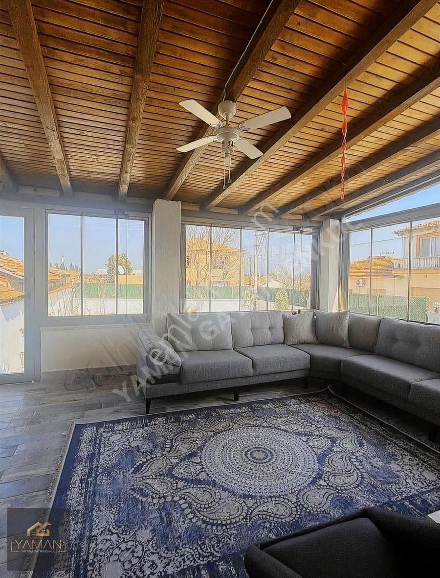 Akhisar Kapaklı'da Kış Bahçeli Müstakil Villa - Görsel 12