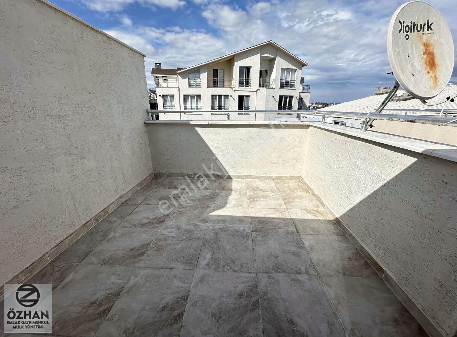 Özhan Emlaktan 15.000 Tl Kiracılı,eşyalı Satılık 3+1 Dubleks - Görsel 8