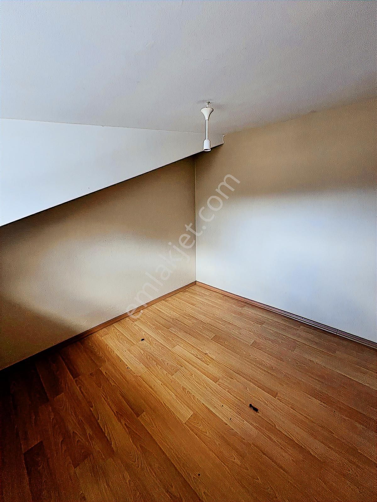 Ünalan Efe Sokak 3+1 Dubleks Daire - Görsel 5