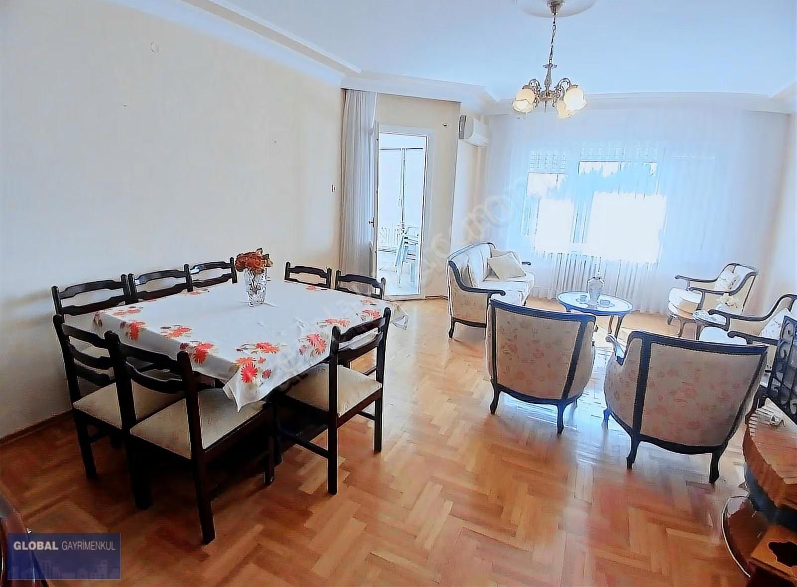 Global'den, Villa Tadında Deniz Ve Havuz Manzaralı 3+1 Daire - Görsel 6