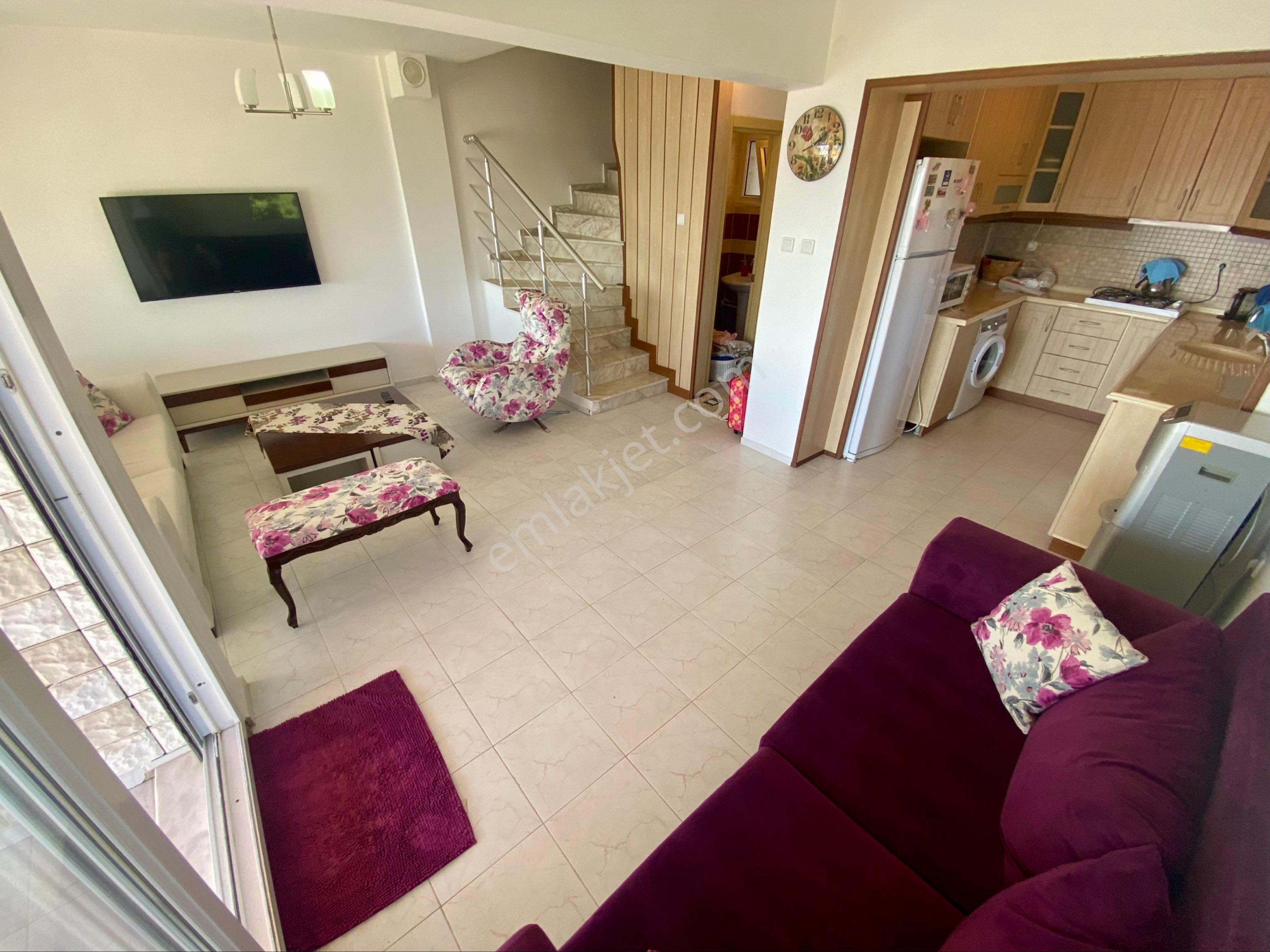 Balıklıova'da, Her Odası Deniz Manzaralı, Köşe Konumda Dubleks - Görsel 27