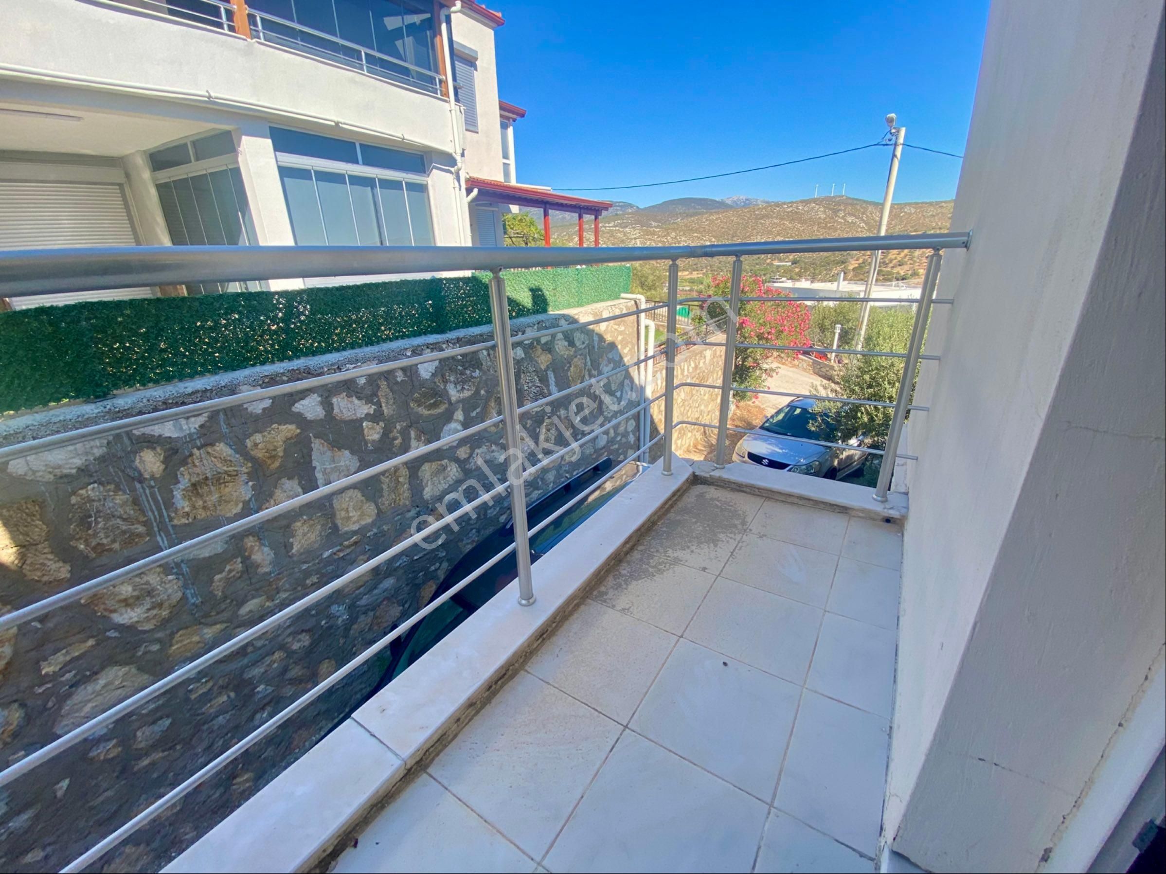 Balıklıova'da, Her Odası Deniz Manzaralı, Köşe Konumda Dubleks - Görsel 26